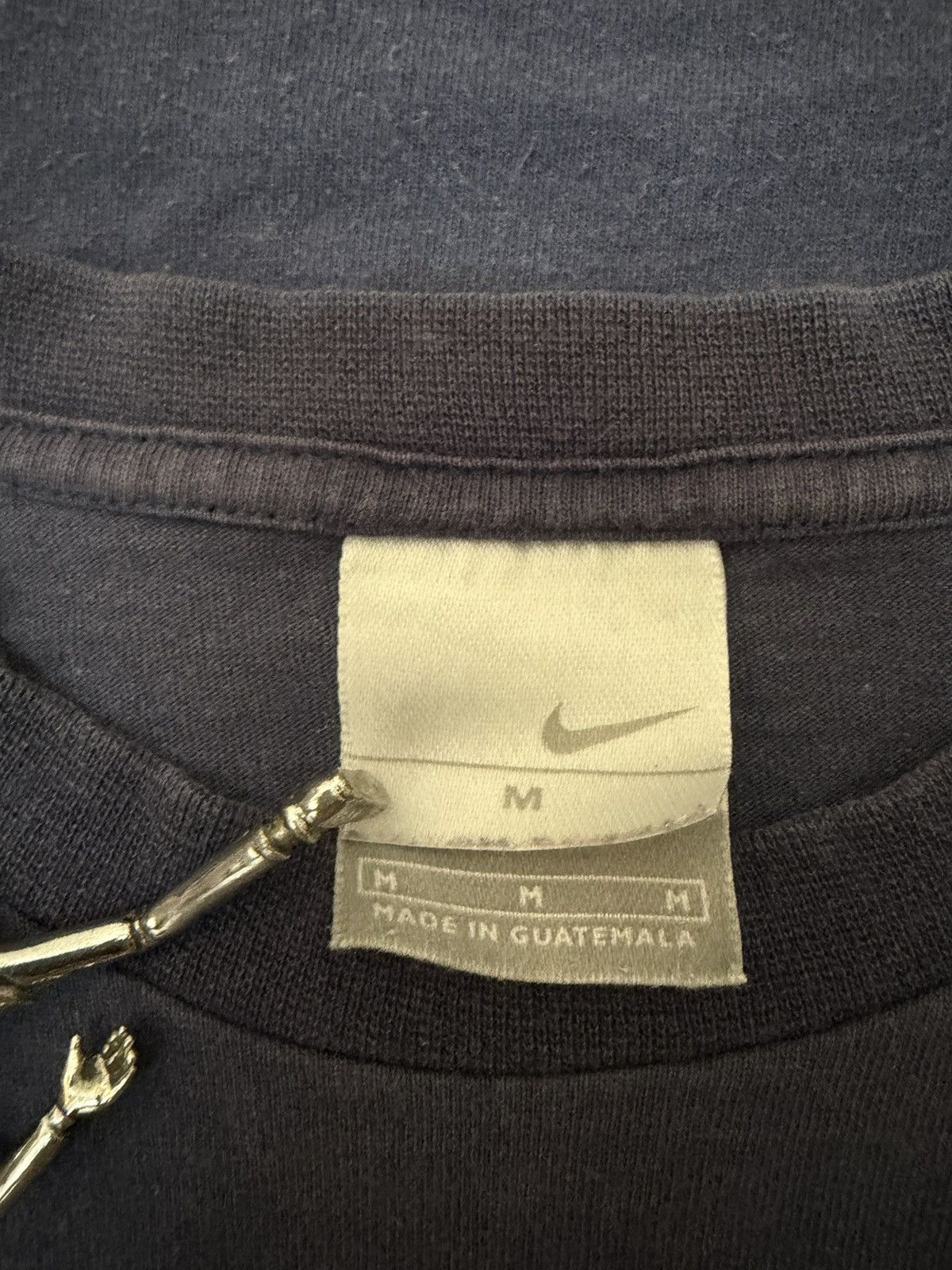 Nike Y2K 00s JUST DO IT SLEEVE LOGO BEAUTY DISTRESSED LONGSLEEVE Size US M / EU 48-50 / 2 - 12 Thumbnail