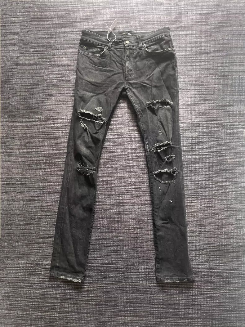 Saint Laurent Paris Saint Laurent Distressed Denim Jeans Size US 31 - 1 Thumbnail