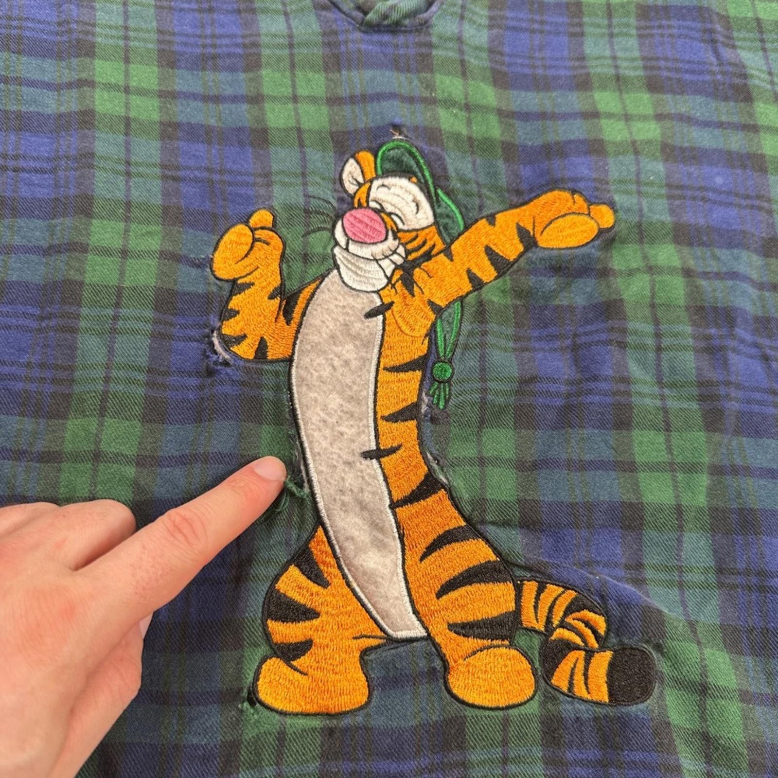 Other Vintage Walt Disney World Tigger Plaid Flannel Nightshirt Size ONE SIZE - 5 Thumbnail