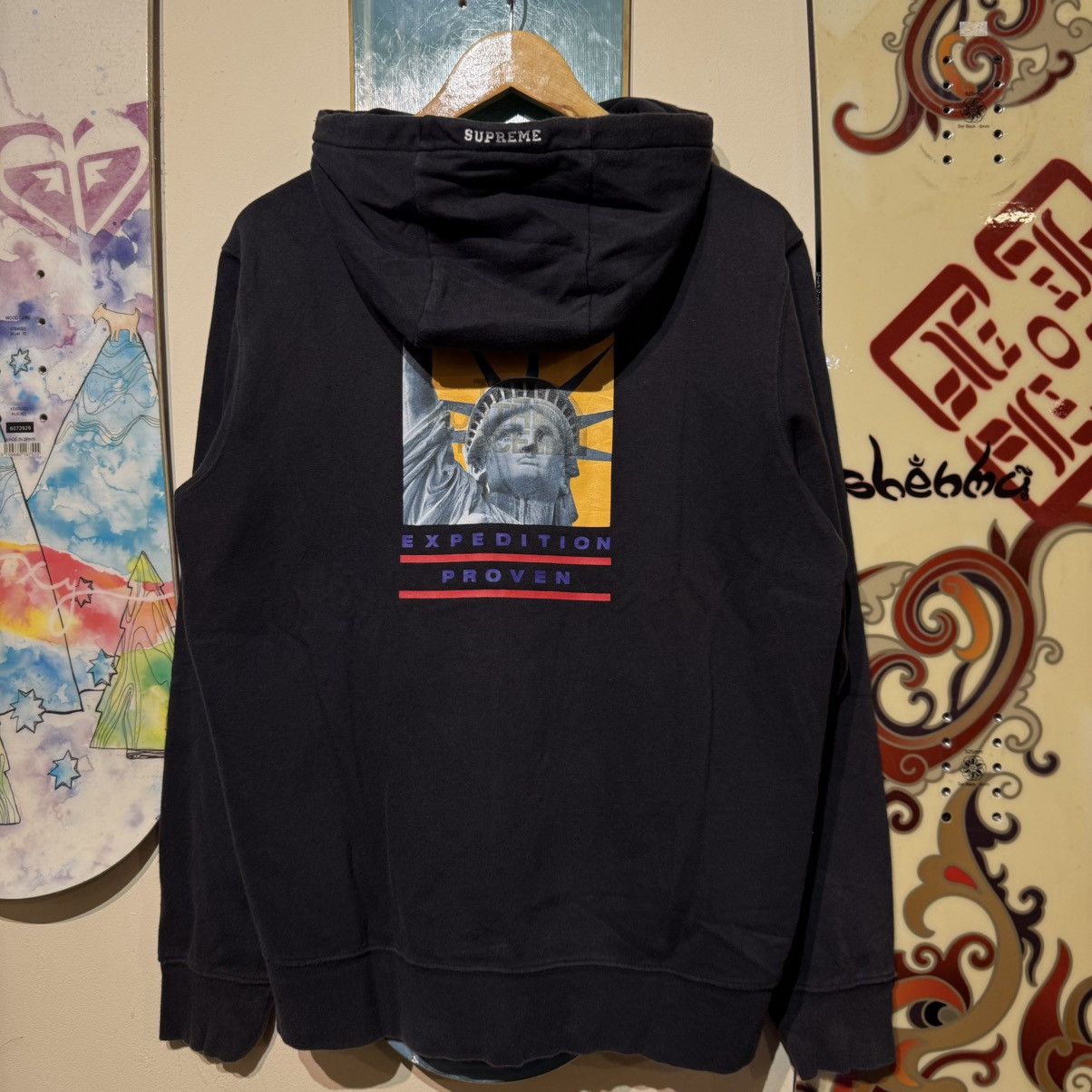 Supreme × The North Face Supreme x The North Face TNF Statue of Liberty Size US M / EU 48-50 / 2 - 2 Thumbnail