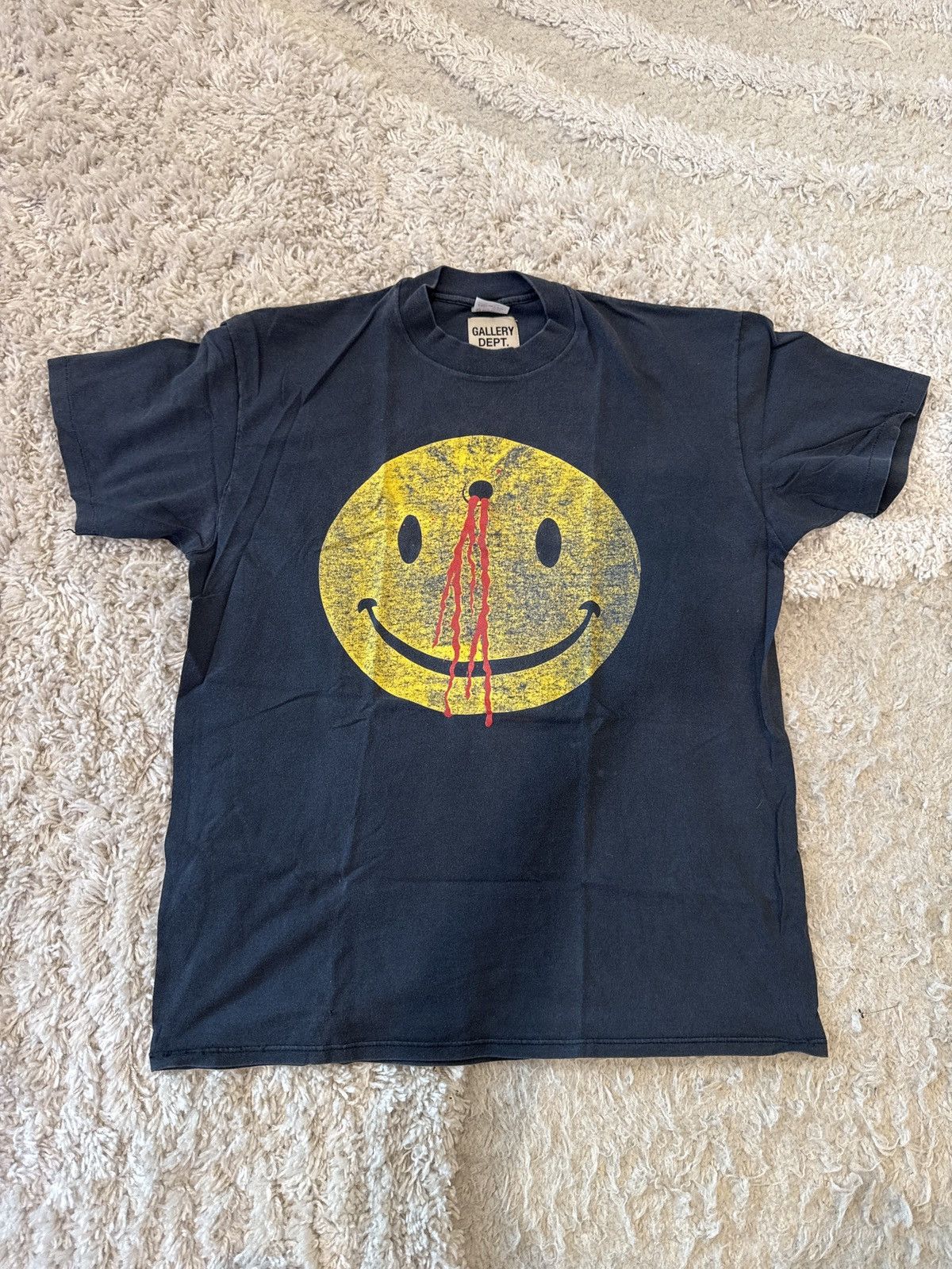 Gallery dept. 1 of 1 blood smiley face 90s vintage tee