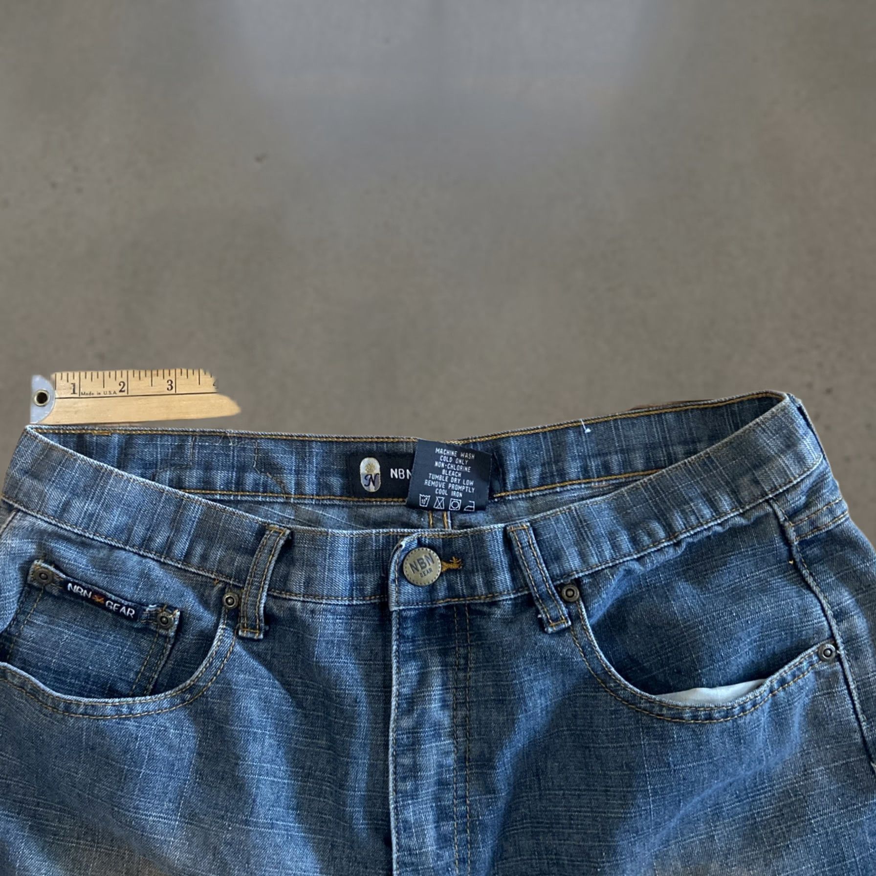 Vintage NBN Gear Men’s Blue Distressed Baggy Jorts Size 34 Denim 90s Casual Relaxed Pockets Distressed Front Flat Front Chin o Size US 34 / EU 50 - 1 Thumbnail