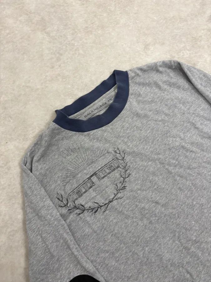Balenciaga FW2011 Balenciaga Grey Crewneck Sweater Size US S / EU 44-46 / 1 - 5 Thumbnail