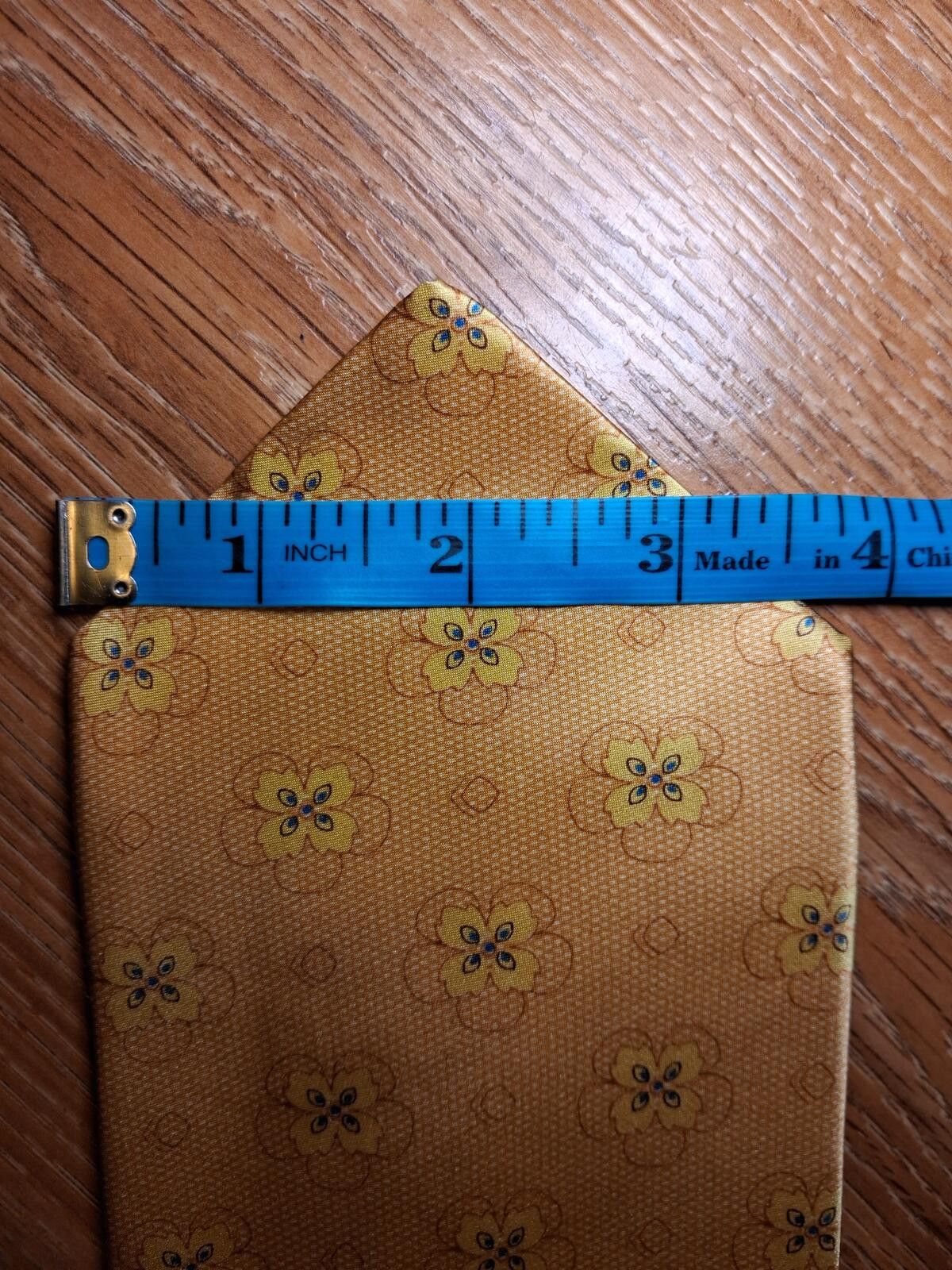 Jos. A. Bank NEW Jos A Bank Silk Tie Gold Floral Made in Italy Wide Size ONE SIZE - 7 Thumbnail