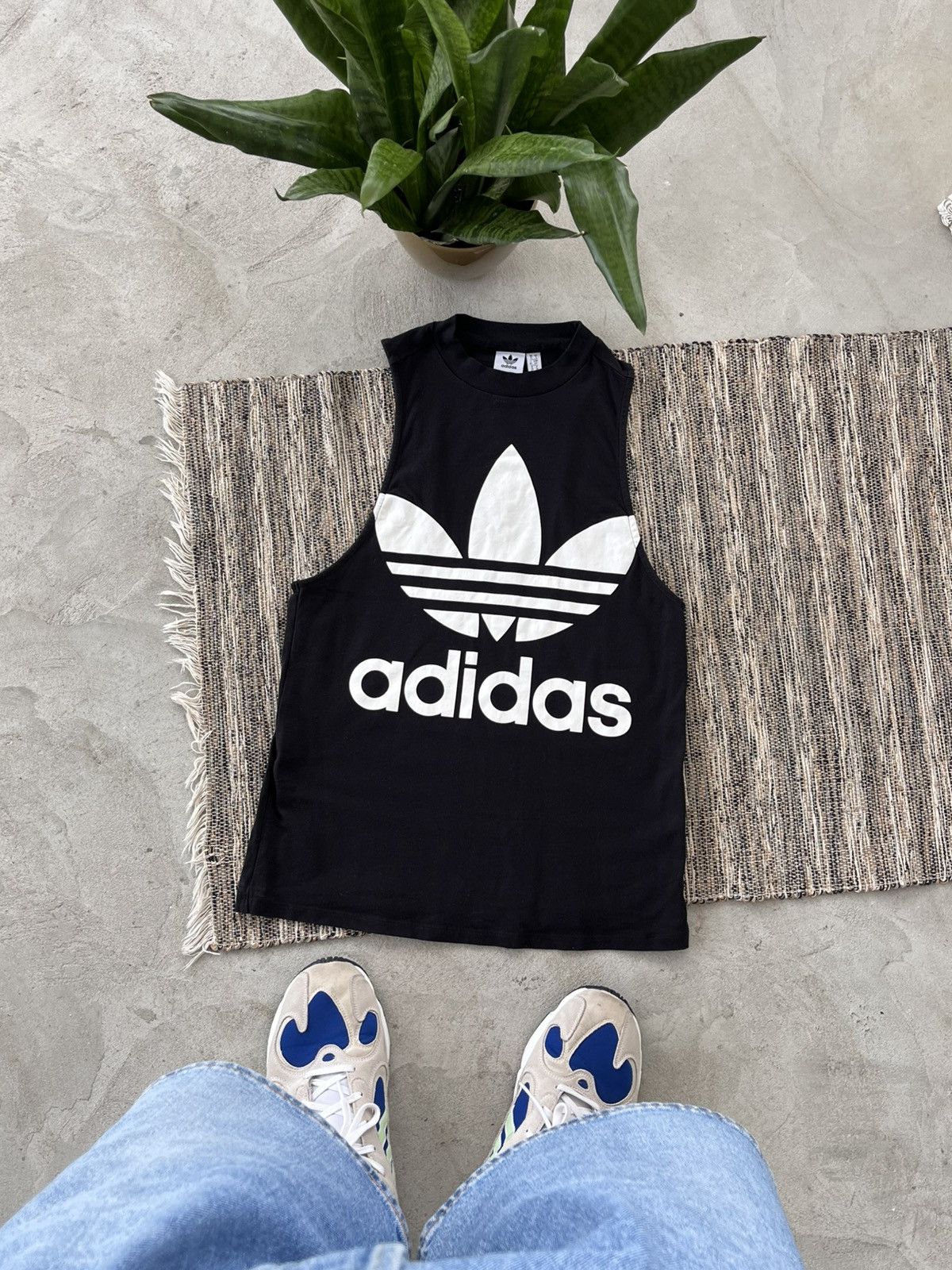 Adidas × Vintage Adidas Tank Top Black Big Center Logo Y2K sportswear Size S / US 4 / IT 40 - 1 Thumbnail