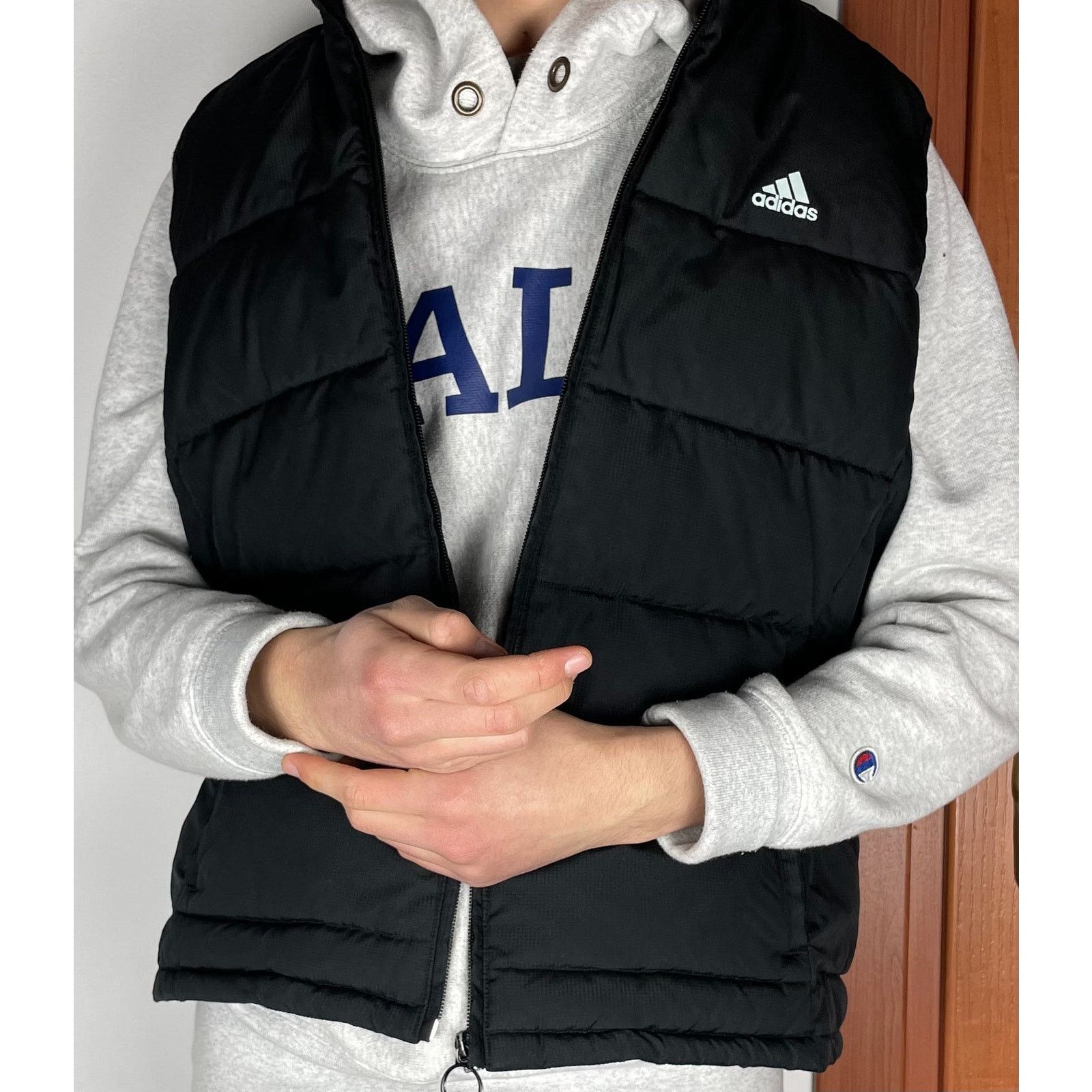 Adidas × Vintage Adidas Men's Black Outdoor Logo Full Zip Puffer Vest Medium Size US M / EU 48-50 / 2 - 2 Thumbnail