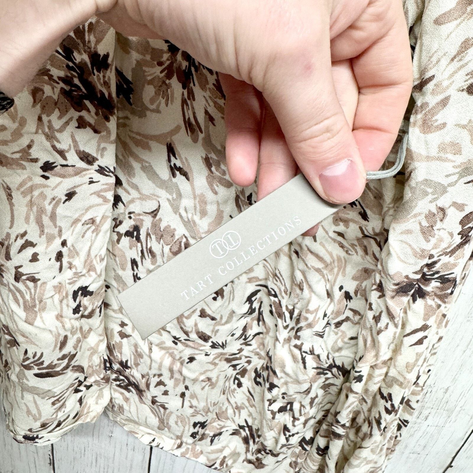 TART Collections Tart Collection Blouse Sz Large Mock Neck Long Sleeve Floral Size L / US 10 / IT 46 - 2 Thumbnail