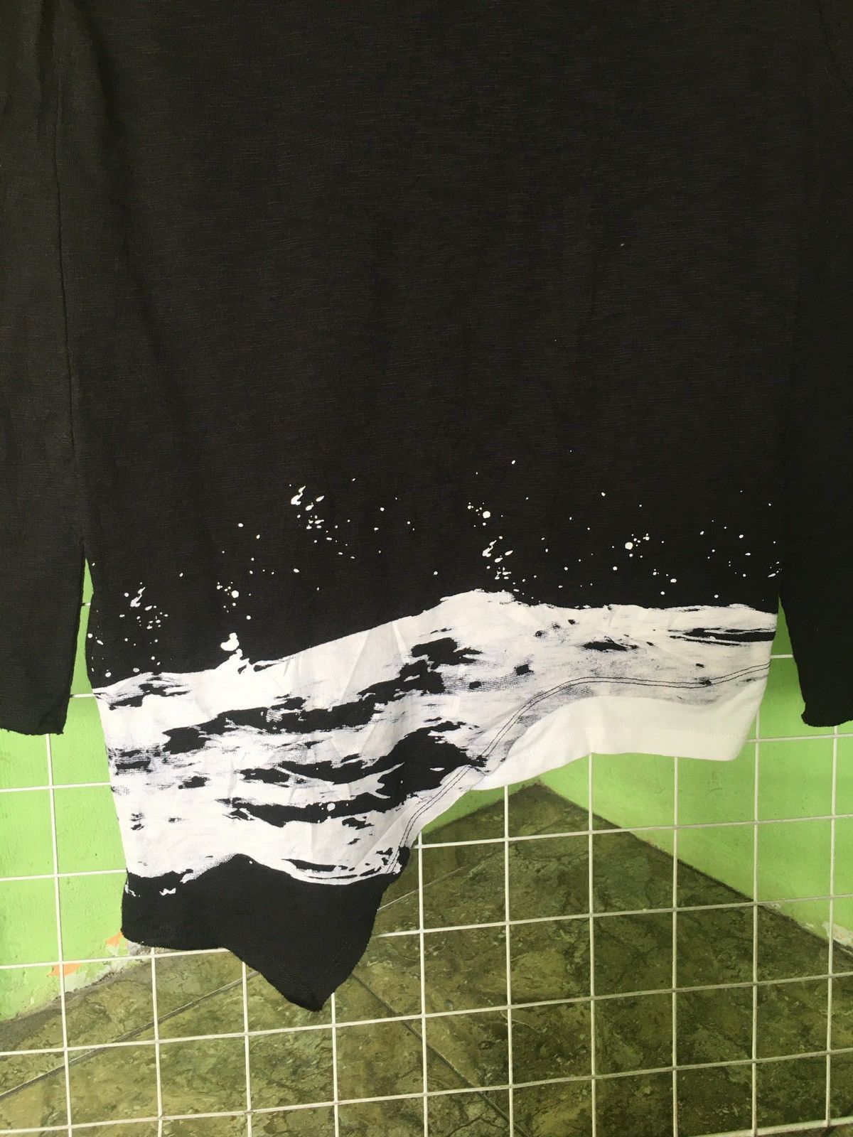 semanticdesign Semantic Design x Shellac Assymetrical Longsleeve Size US M / EU 48-50 / 2 - 3 Thumbnail