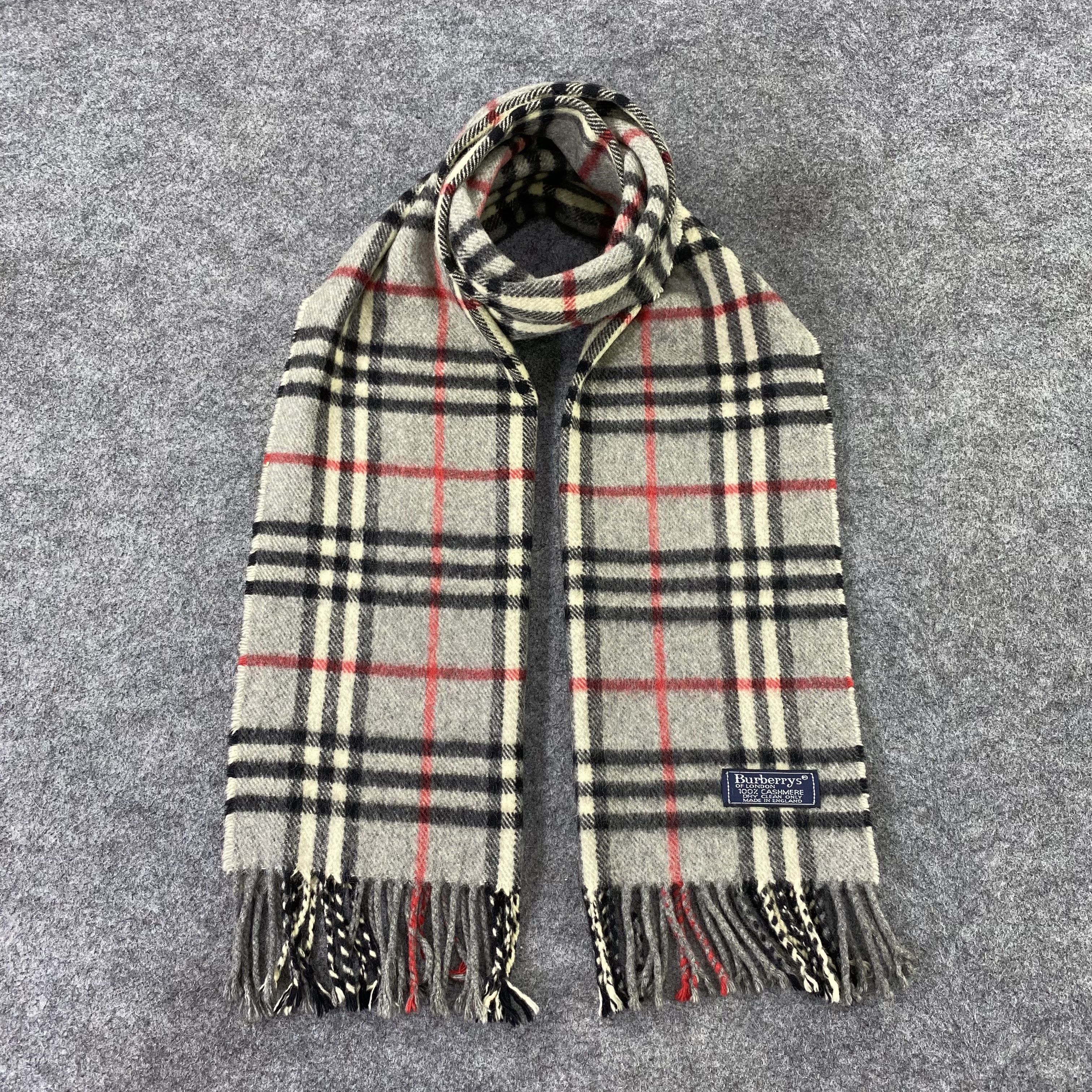 Burberry Cashmere Muffler / Scarf / Neckwear-T1517