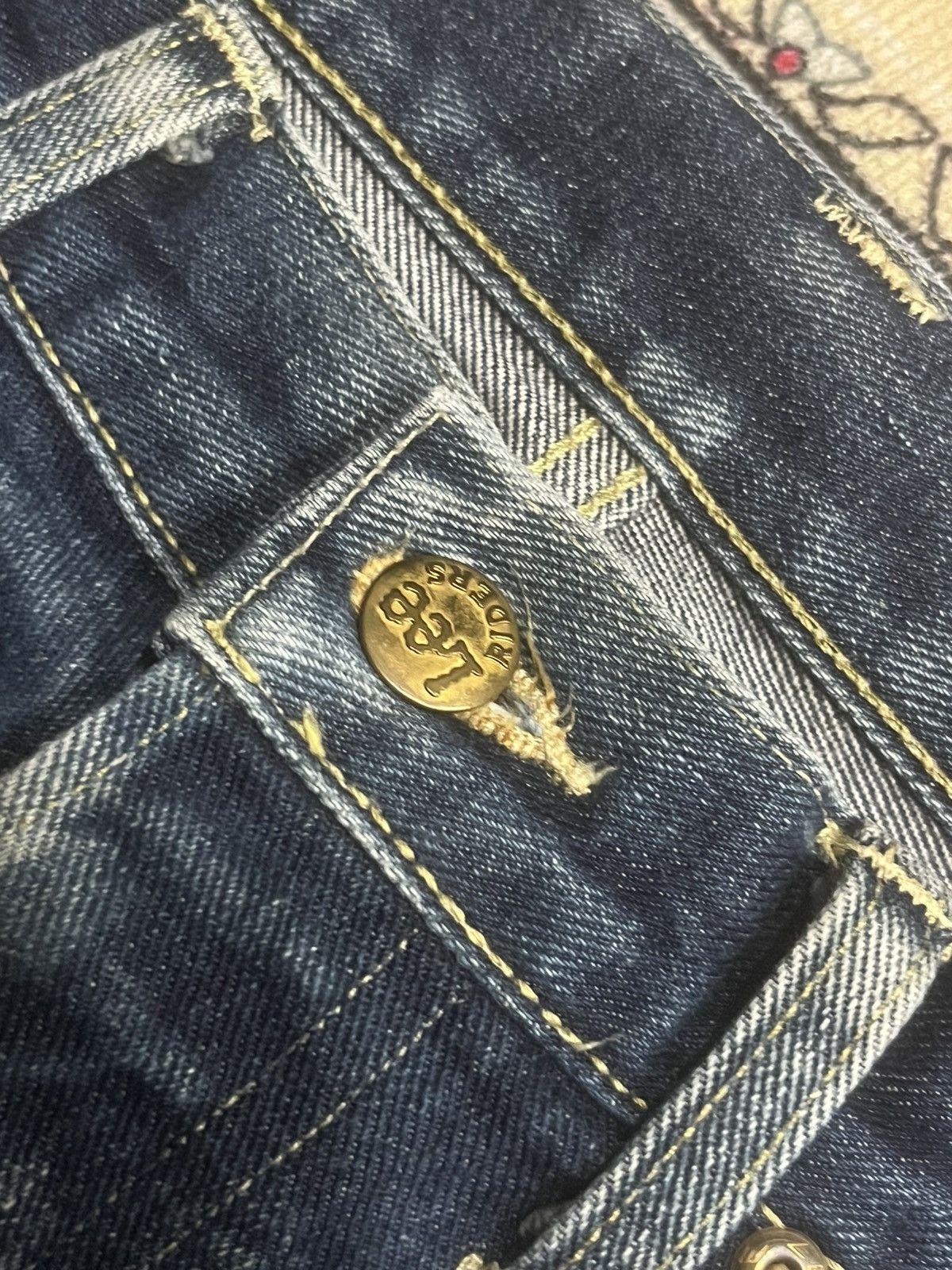 Vintage Vintage Lee Rider Japan Blue Faded Washed Distressed Jeans Size US 30 / EU 46 - 6 Thumbnail