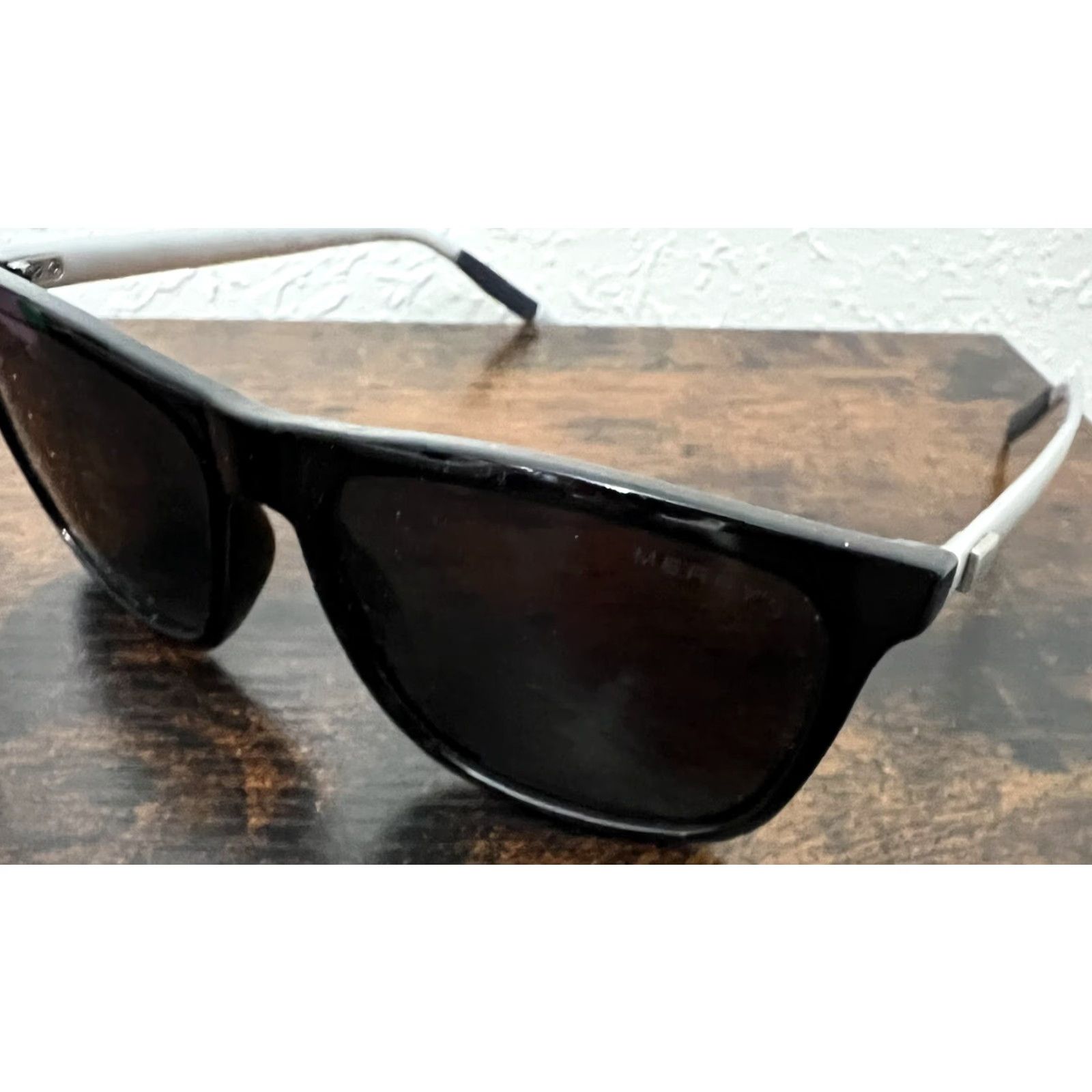 Vintage Merry's Sunglasses S8286 Aluminum Frame Black Lens 100% UV400 Italy Unisex Rectangular 56-16-140 Size ONE SIZE - 3 Thumbnail