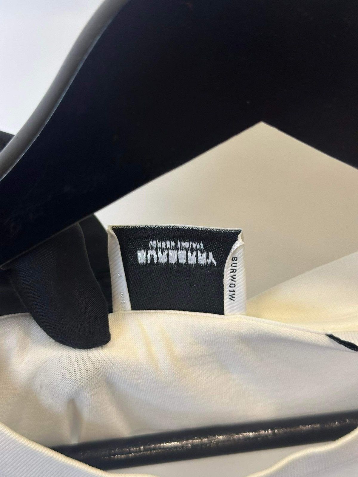 Burberry BURBERRY “ TB LOGO” WHITE T SHIRT Size US M / EU 48-50 / 2 - 5 Thumbnail