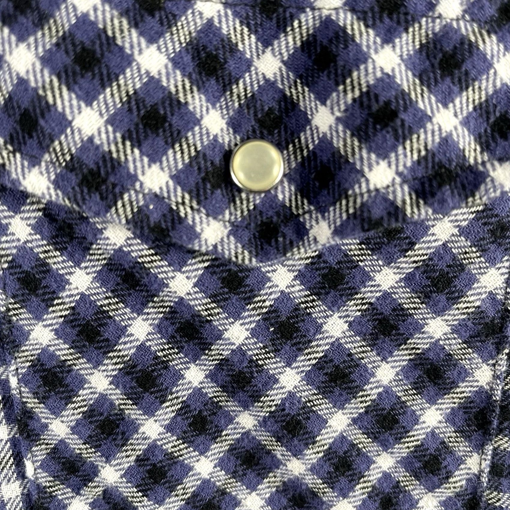 Wrangler VINTAGE Wrangler Pearl Snap Flannel Shirt Men’s XLT Blue Check Heavyweight VTG Wrangler Shirt Men’s XLT Blue Check Heavyweight Size US XL / EU 56 / 4 - 5 Thumbnail
