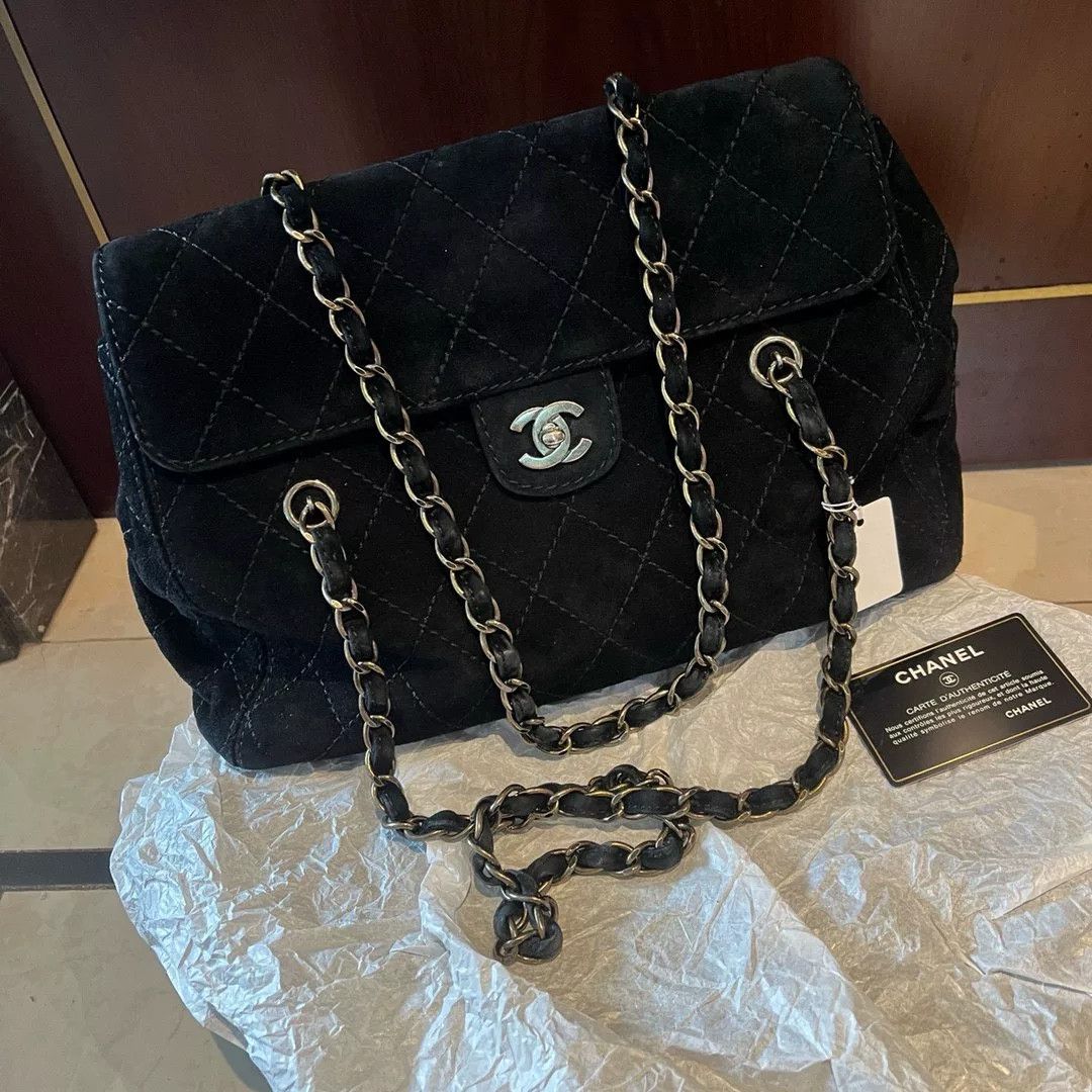 Chanel Pre-loved Bag Very good condition Size ONE SIZE - 1 Thumbnail