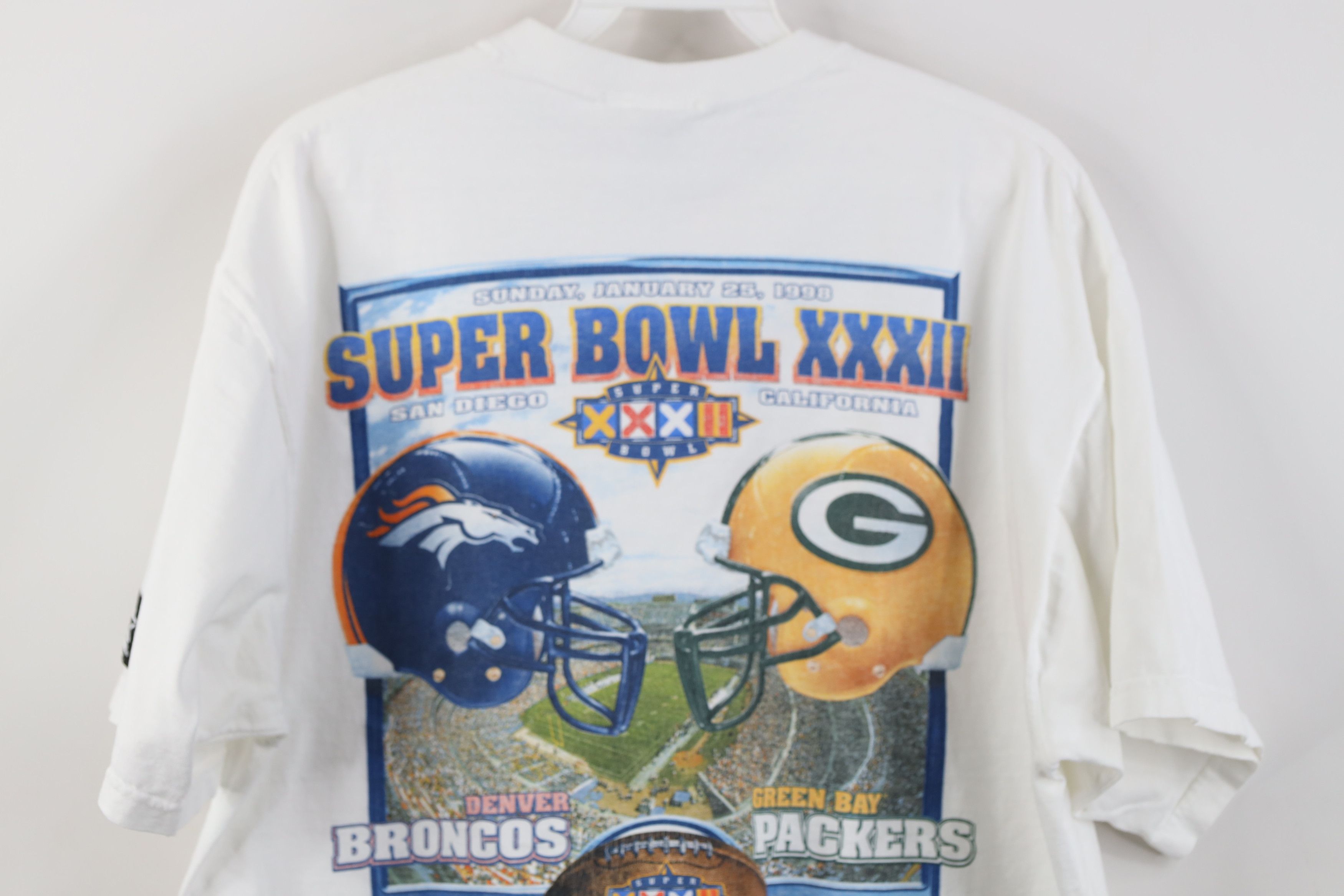 Starter Vintage 90s Starter XXXII Denver Broncos Football T-Shirt Size US L / EU 52-54 / 3 - 13 Thumbnail