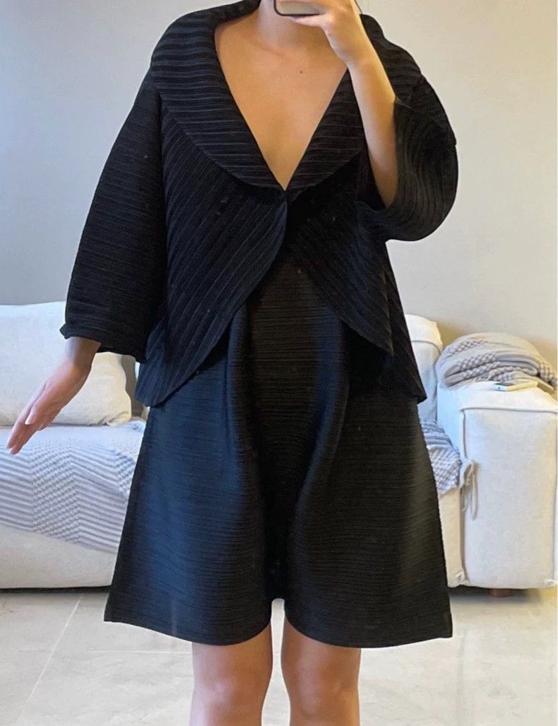 Issey Miyake Issey Miyake size:3 A classic black bestseller pants skirt Size 22" - 4 Thumbnail