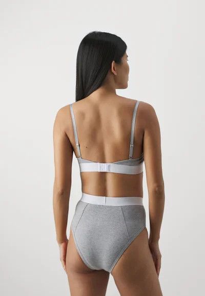 Versace o1y0226 Size : 4 US Logo Triangle Bra in Light Gray/White Size ONE SIZE - 5 Thumbnail