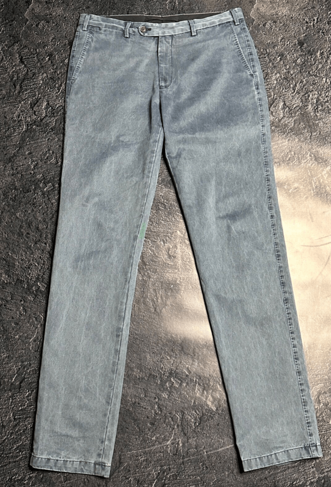 Suitsupply men's chino 48