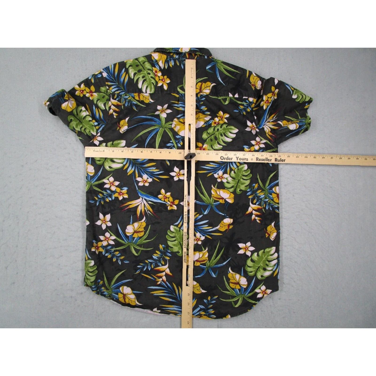 Vintage Stussy Mens Short Sleeve Button Up Shirt Medium Black Floral Hawaiian Streetwear Size US M / EU 48-50 / 2 - 6 Thumbnail