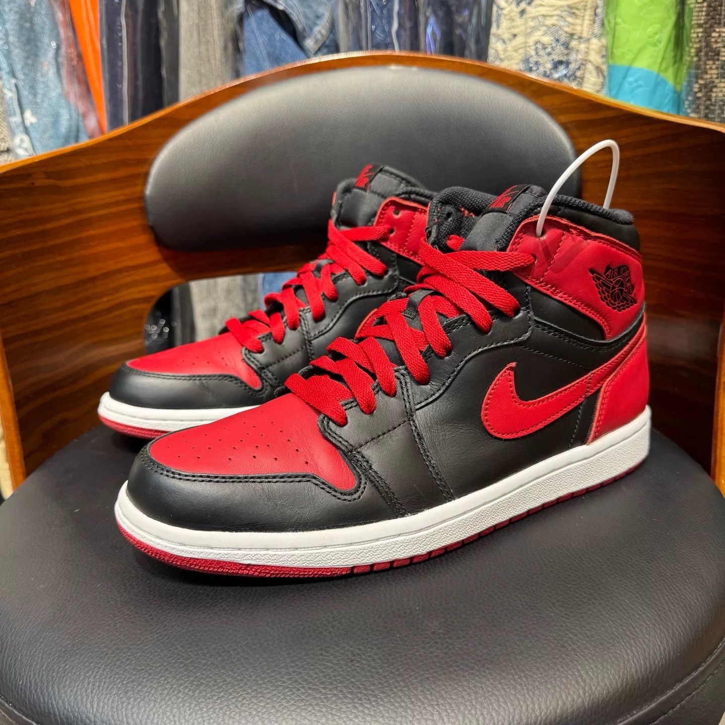 Nike Nike AJ1 Black Lowtop Sneakers 42 Men Size US 9 / EU 42 - 1 Thumbnail