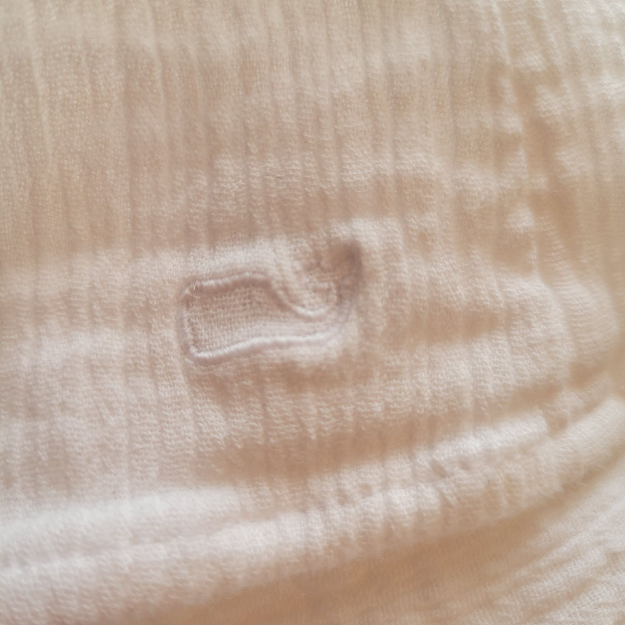 Vineyard Vines Vineyard Vines White Flutter Sleeve White Top Smocked Cotton Size M / US 6-8 / IT 42-44 - 4 Thumbnail