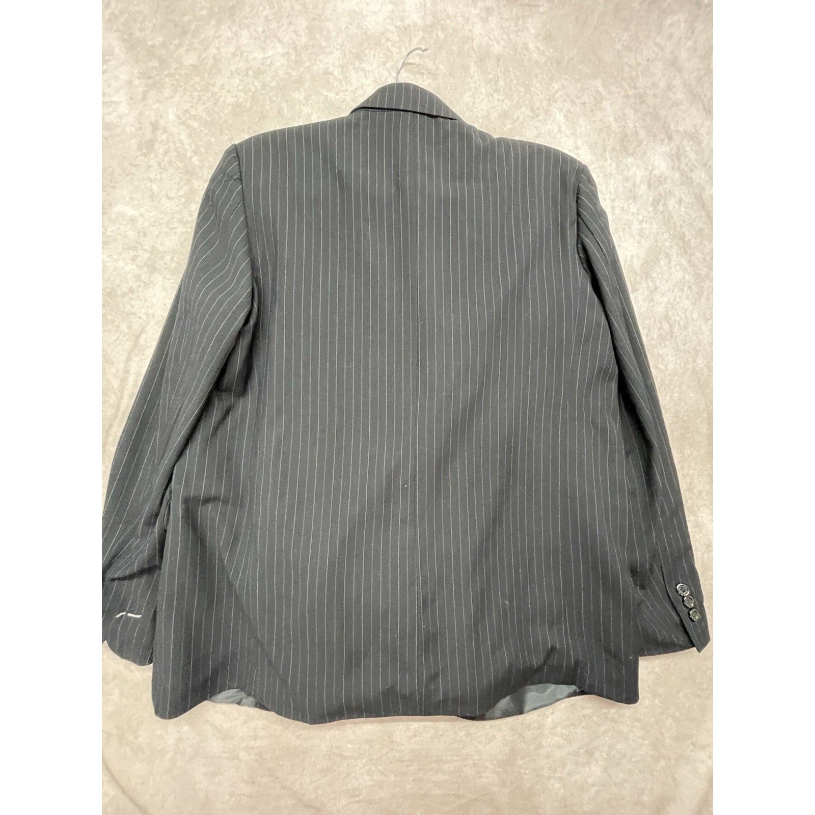 Andrew Fezza NWT Andrew Fezza Black Pinstripe 2PC Suit 36R 3-Button Poly Size 36R - 9 Thumbnail