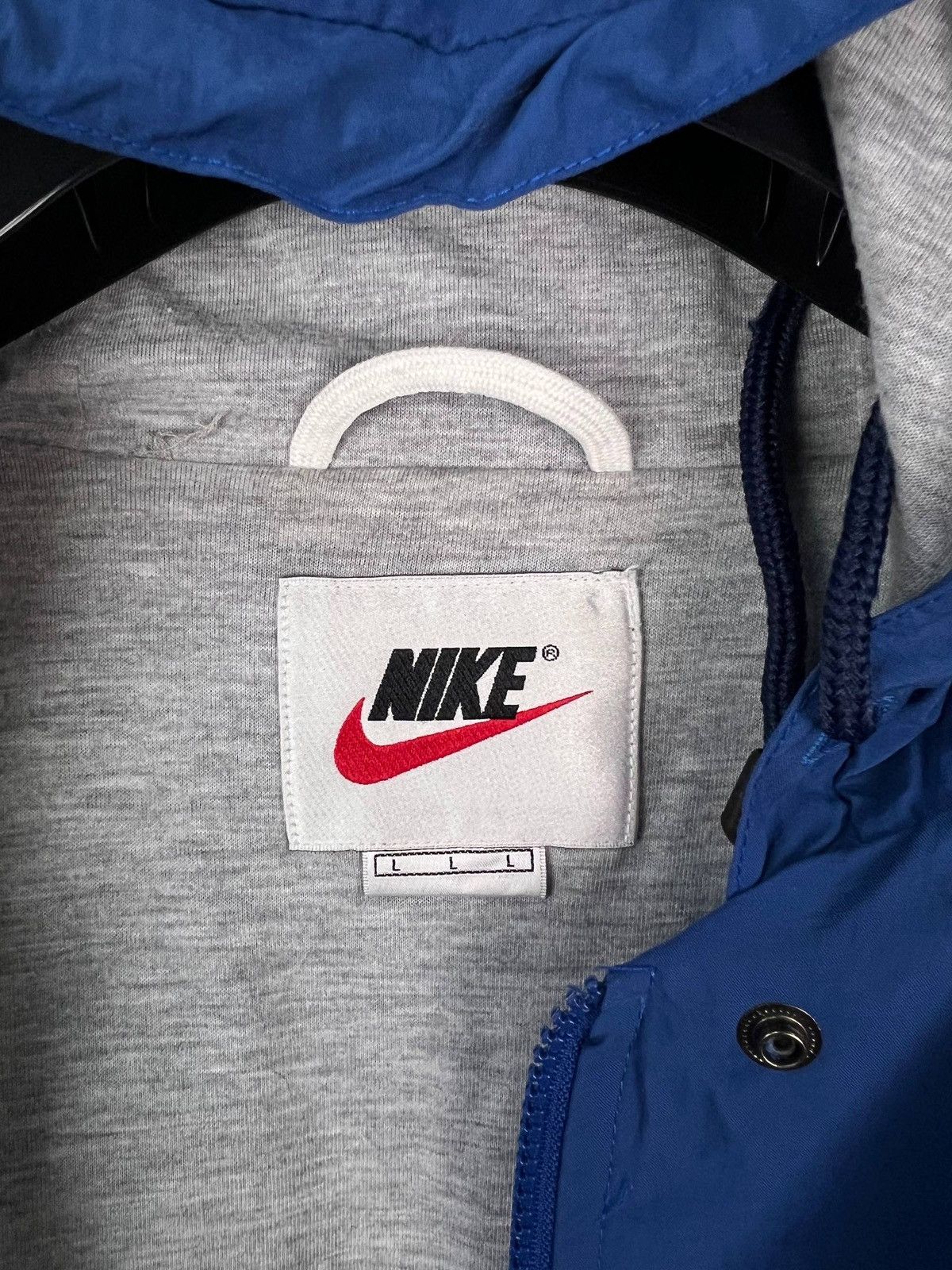 Nike Nike 90s streetwear vintage jacket size L Size US L / EU 52-54 / 3 - 4 Thumbnail