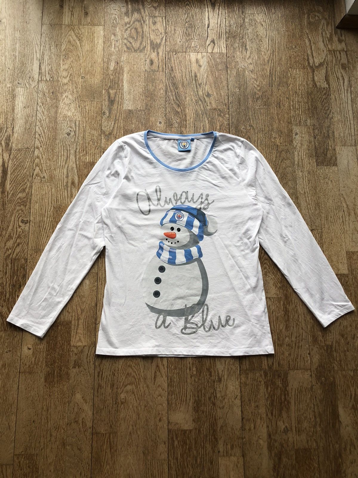 Vintage MANCHESTER CITY SOCCER VINTAGE SNOWMAN CHRISTMAS TEE SHIRT Size US S / EU 44-46 / 1 - 1 Thumbnail