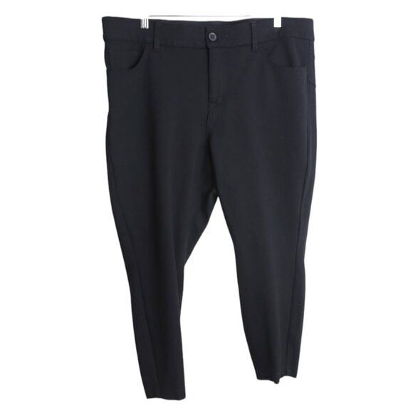 Torrid Torrid Womens Ponte Knit Skinny Pants Leggings Pants Short Size 38" / US 16 / IT 52 - 1 Thumbnail
