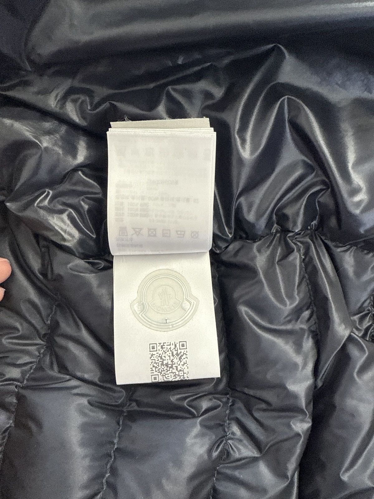 Moncler Moncler Benamou Down Jacket Size US M / EU 48-50 / 2 - 4 Thumbnail