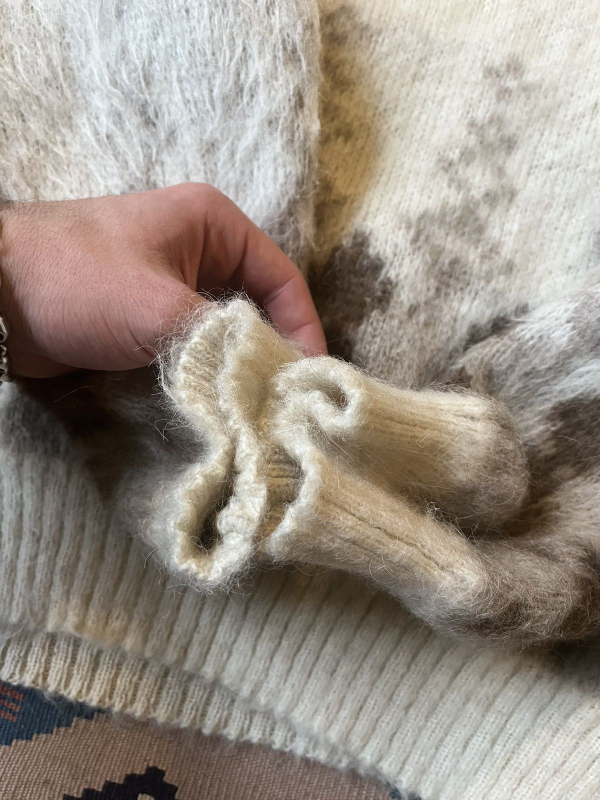 Japanese Brand Rare Vintage 90's wool Fuzzy Knit white Sweater Size US M / EU 48-50 / 2 - 6 Thumbnail
