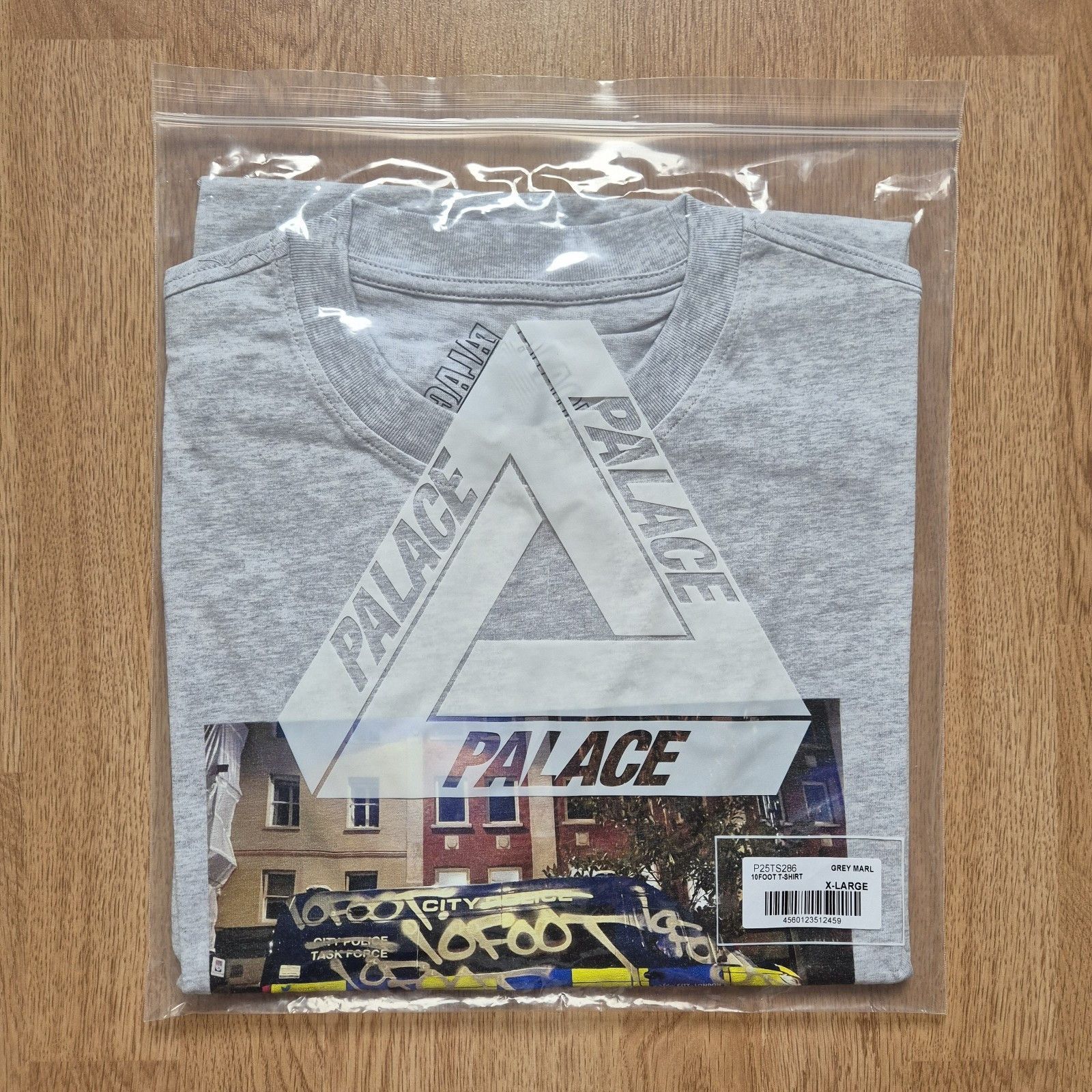 Palace Palace 10Foot T-Shirt Grey XL Brand New In Dustbag FW23 Size US XL / EU 56 / 4 - 1 Thumbnail