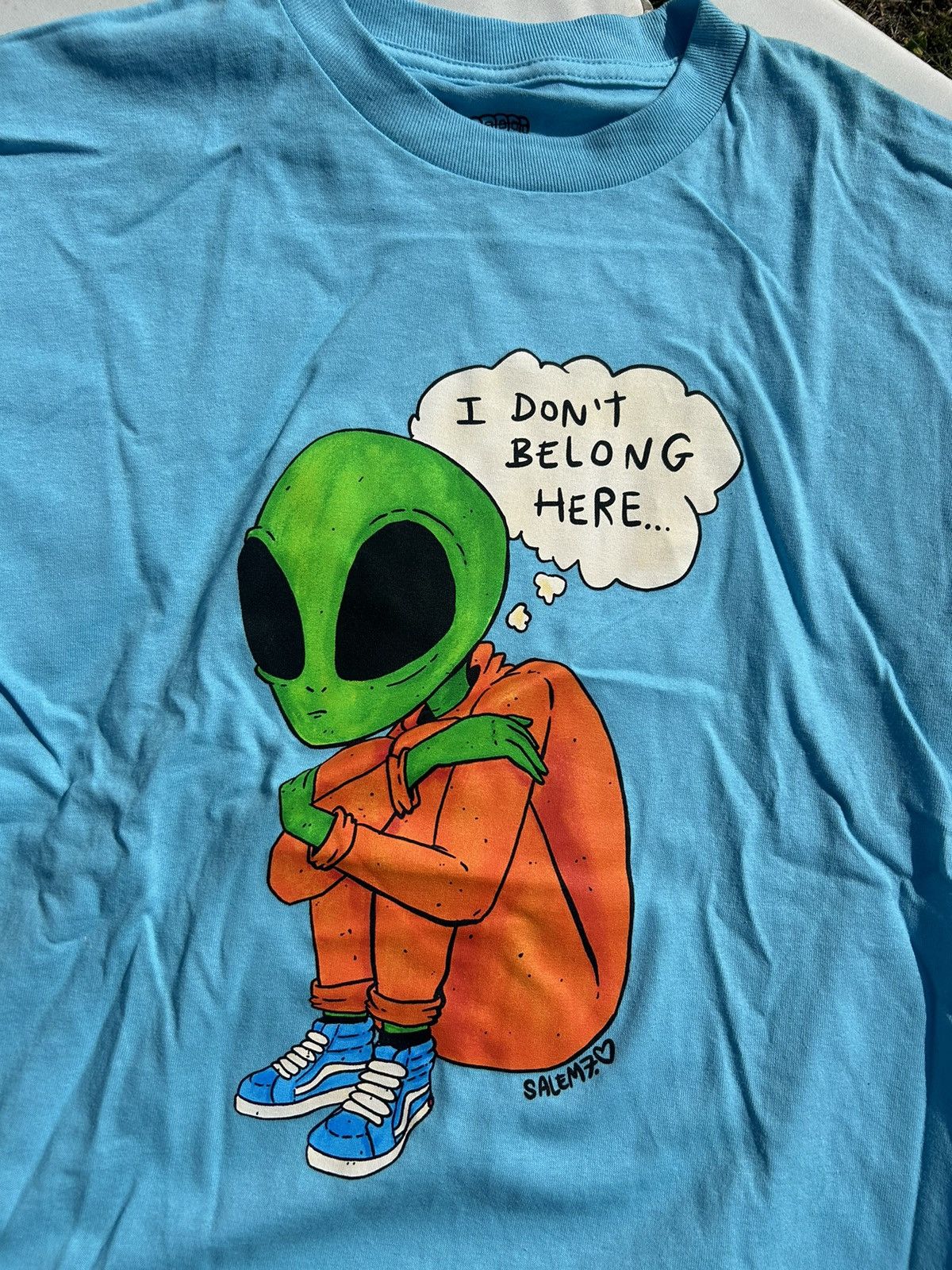Vintage Salem 7 - I Dont Belong Here T Shirt - Medium Size US M / EU 48-50 / 2 - 4 Thumbnail