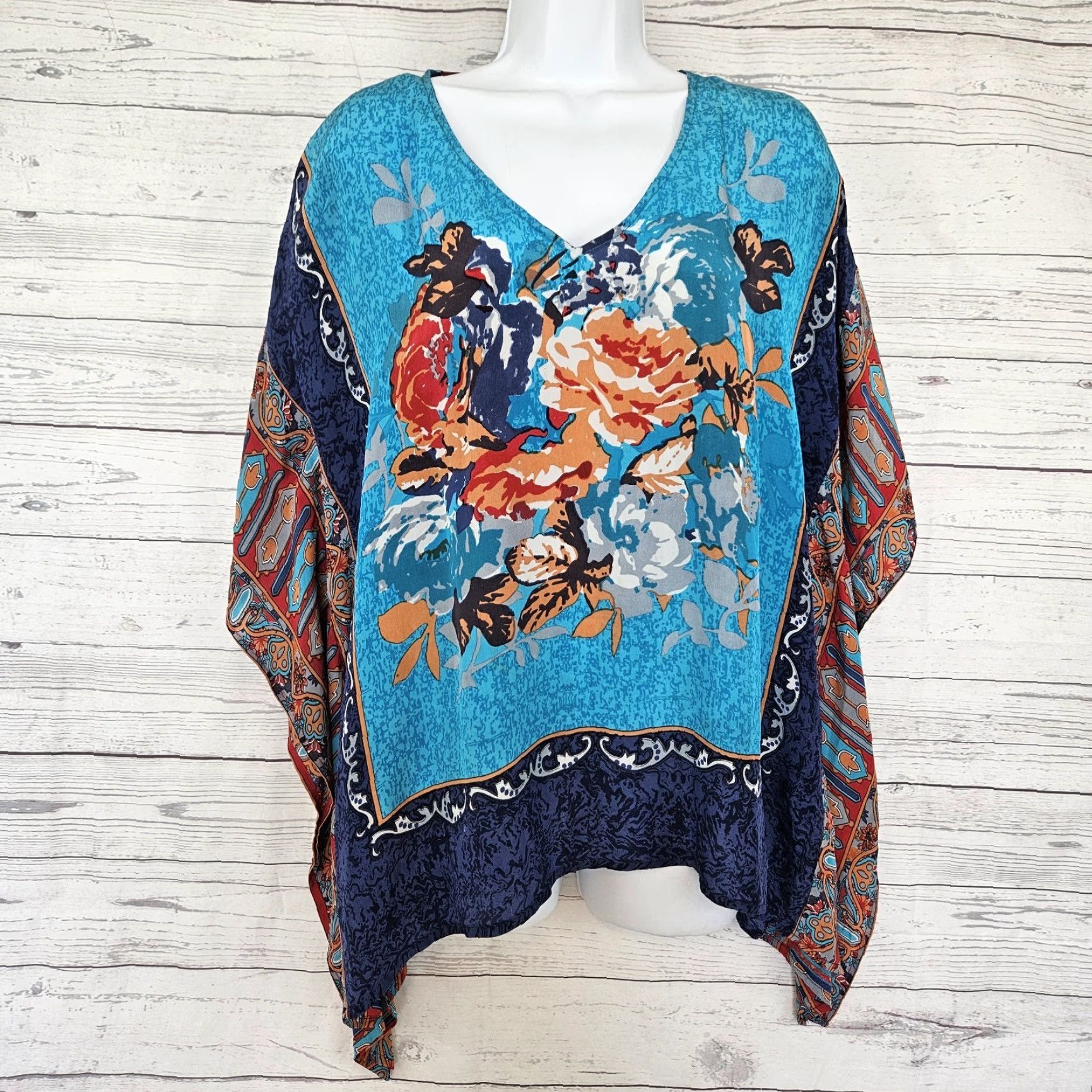 IOLANI Tolani Silk Blouse Shirt Womens Sz S Blue Floral V-Neck Poncho Style Top Size S / US 4 / IT 40 - 2 Thumbnail