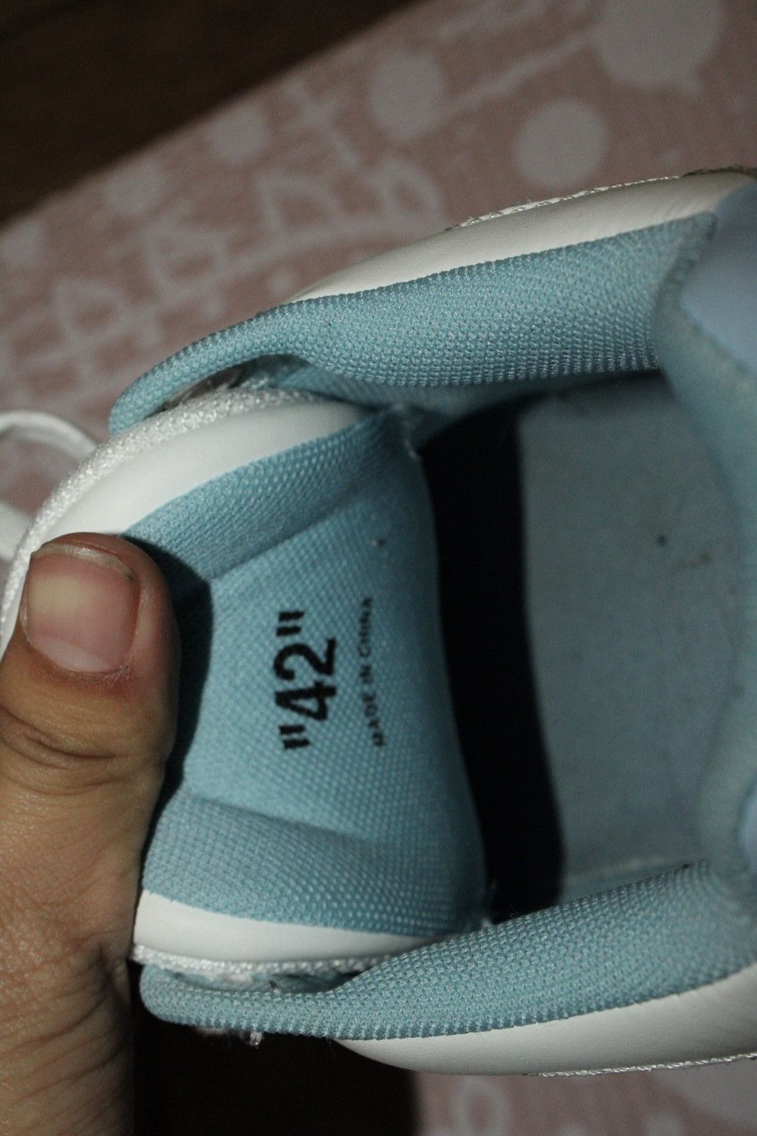 Off-White Off White Out Of Office Iridescent Size US 9 / EU 42 - 9 Thumbnail