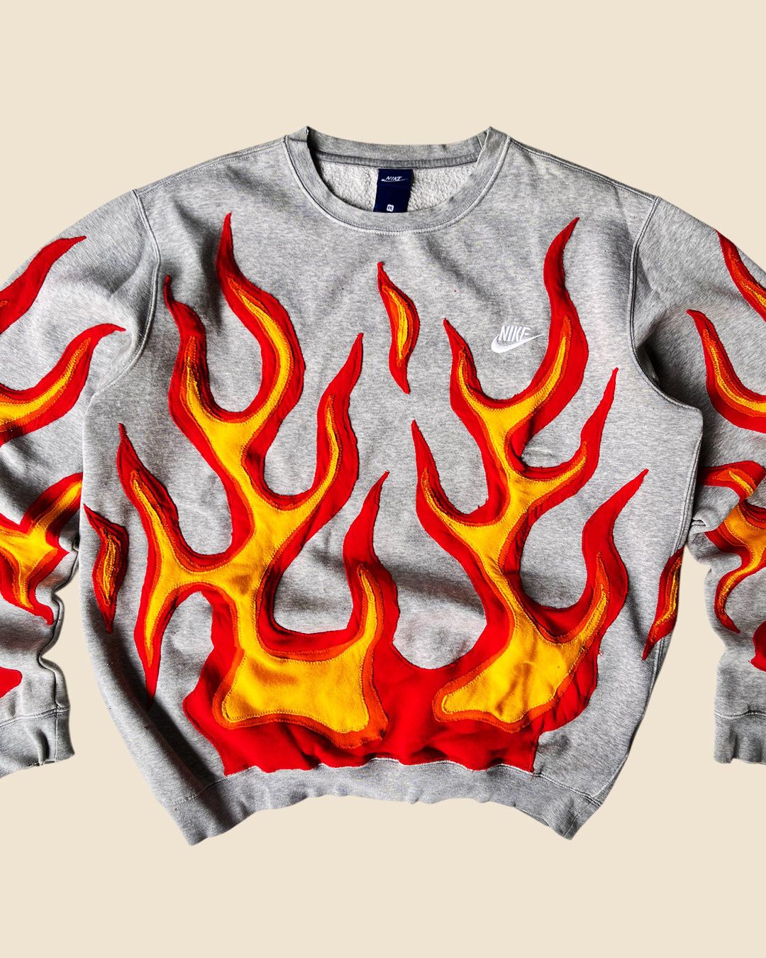 Handmade × Nike 1OF1 REWORKED NIKE FLAME GREY SWEATSHIRT SIZE XL Size US XL / EU 56 / 4 - 2 Thumbnail