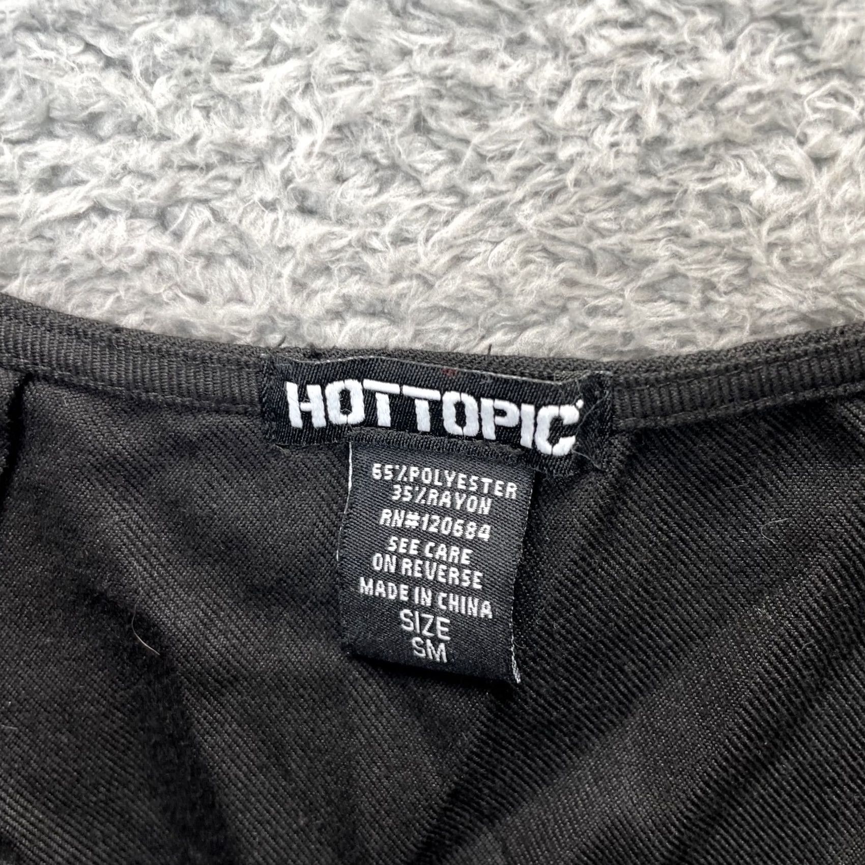 Hot Topic VINTAGE? No. Hot Topic Skirt Womens Small Black Pink Lace Up Corset Pleated Goth Y2K Emo 2000 Size S / US 4 / IT 40 - 3 Thumbnail