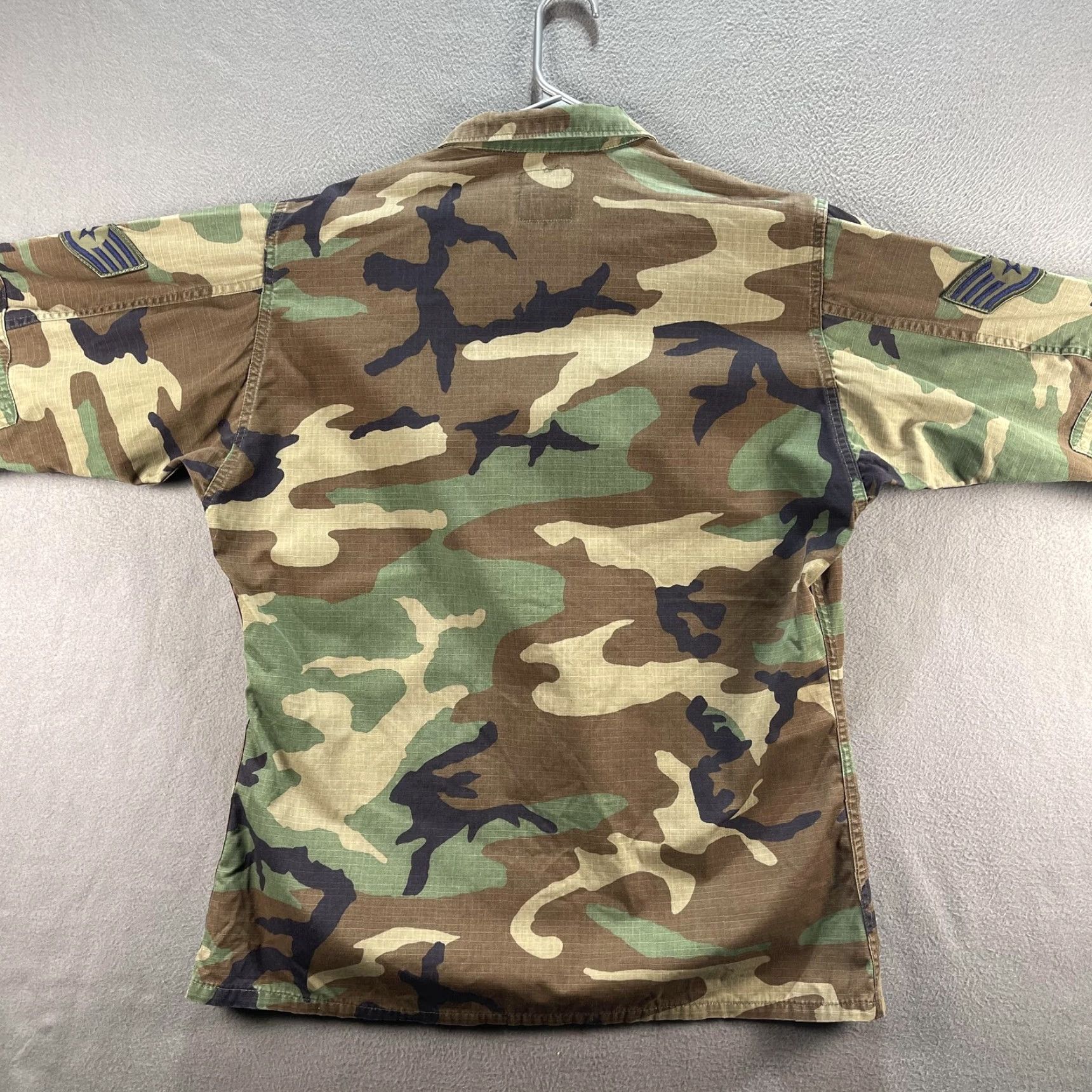 American Apparel VINTAGE USAF BDU Shirt Mens M Regular Woodland Camo Patches Ripstop 90s Size US M / EU 48-50 / 2 - 5 Thumbnail