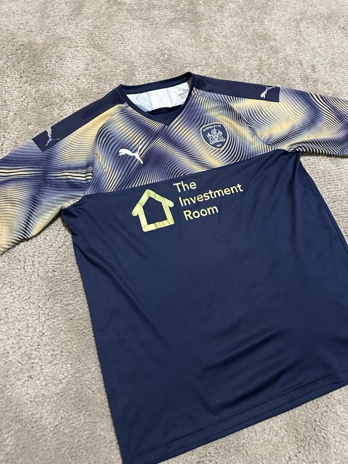 Puma BARNSLEY ENGLAND 2019/2020 AWAY FOOTBALL SHIRT JERSEY PUMA Size US XL / EU 56 / 4 - 2 Thumbnail