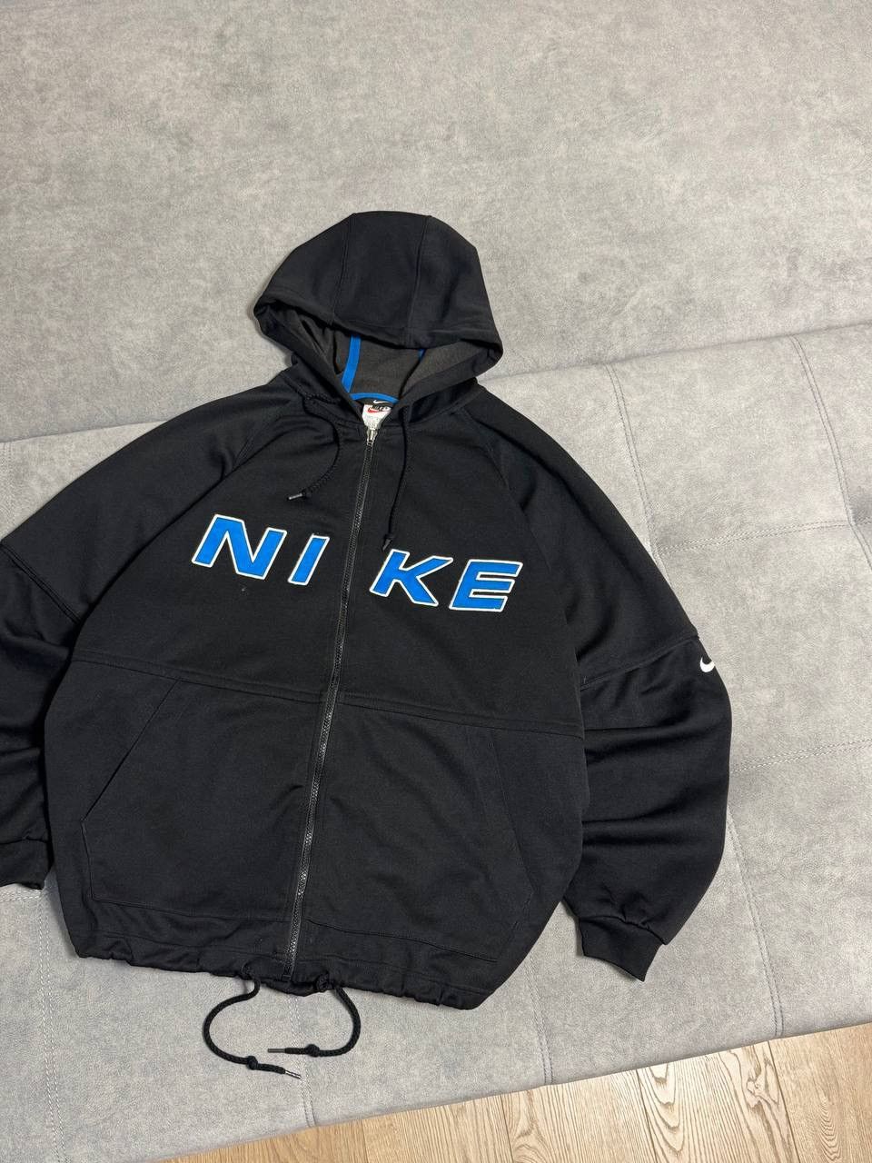 Nike Vintage Nike Y2K swoosh black oversized zip hoodie Size US L / EU 52-54 / 3 - 2 Thumbnail