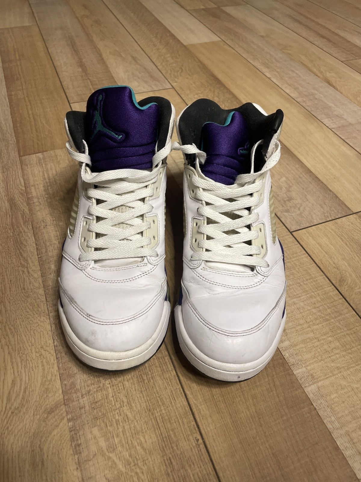 Jordan Brand Jordan Air Jordan 5 Retro Grape SZ9.5 Size US 9.5 / EU 42-43 - 3 Thumbnail
