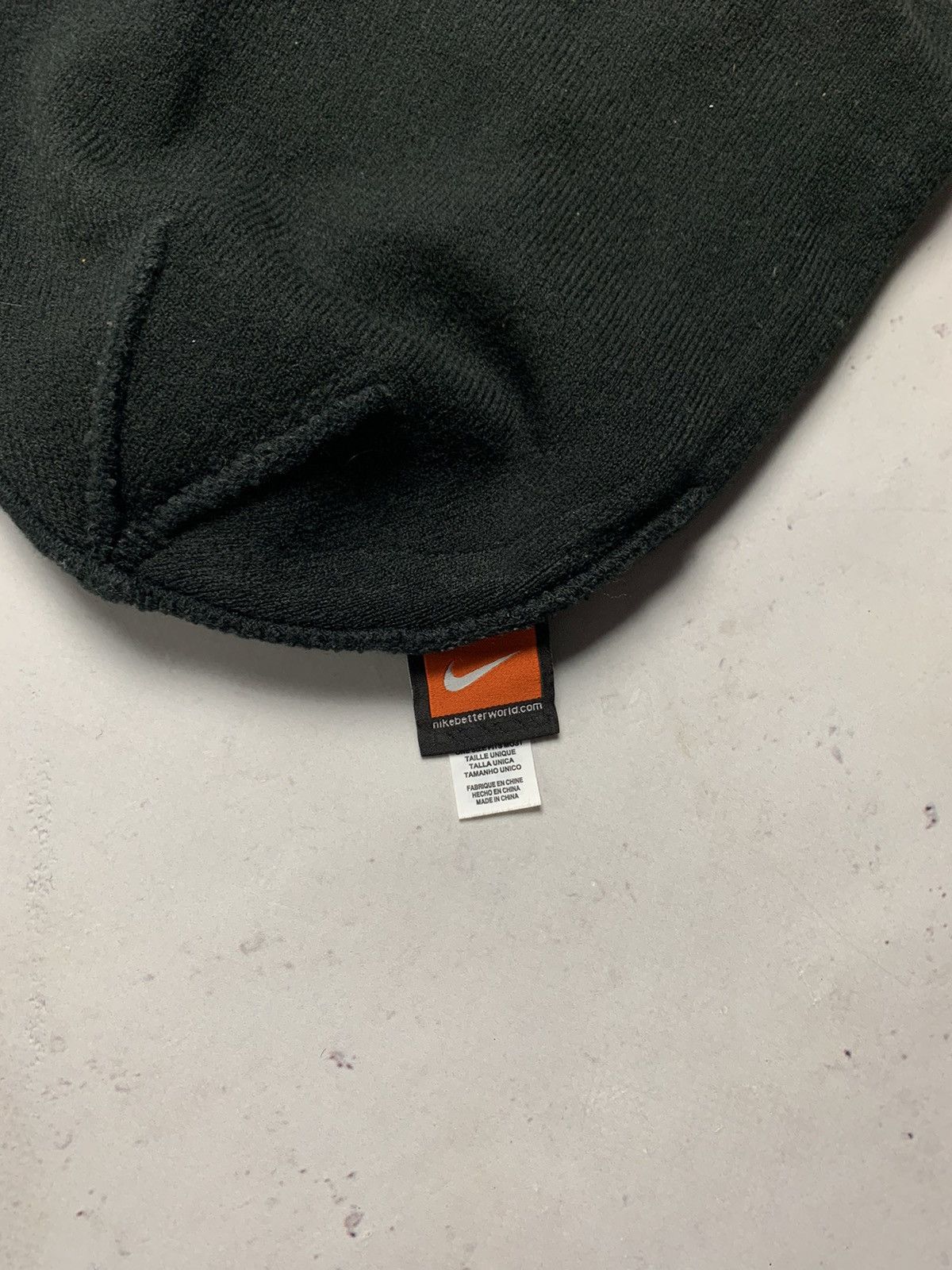 Nike Vintage Nike Swoosh Reversible Beanie Hat Os Size ONE SIZE - 3 Thumbnail