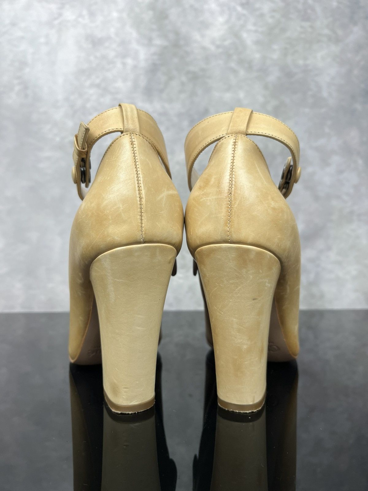 Chloe Chloé Leather Ankle Boots with Ankle Strap Beige/Tan Size 37 Size US 7 / IT 37 - 6 Thumbnail
