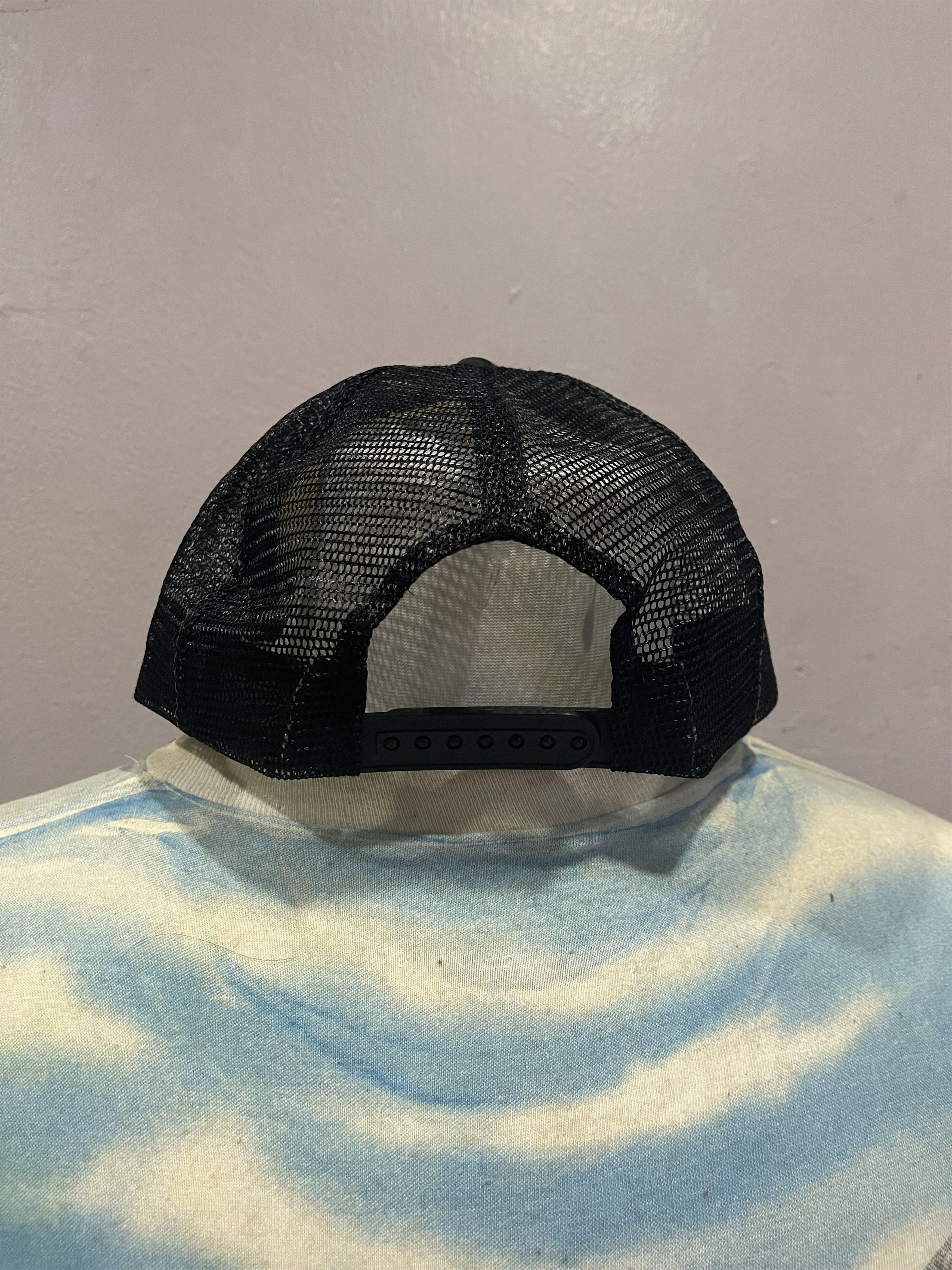 Japanese Brand Gone Squatchin Trucker Cap Hat Size ONE SIZE - 4 Thumbnail