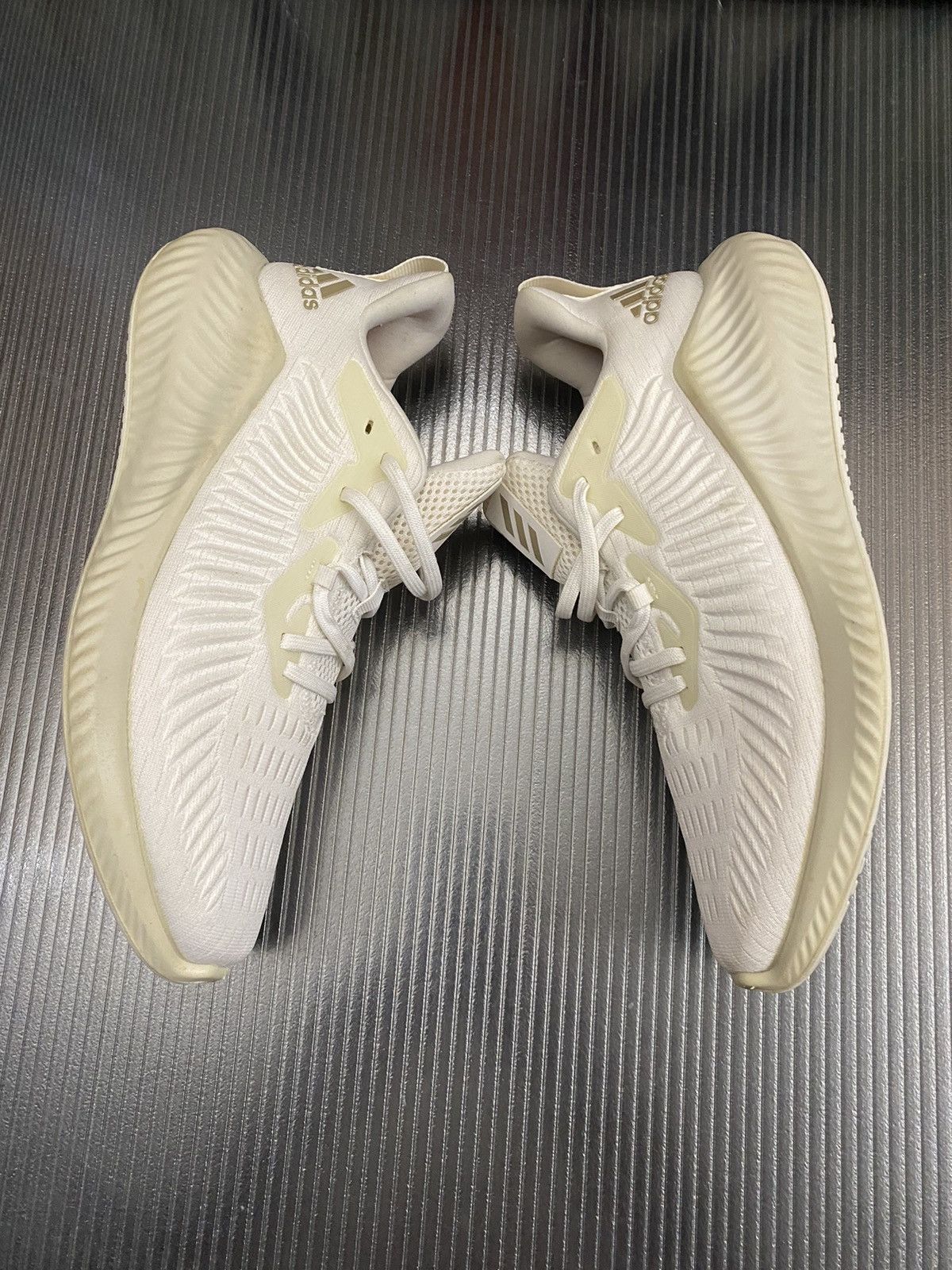 Adidas adidas Alphabounce Plus Great White 10 VGC Size US 10 / EU 43 - 5 Thumbnail