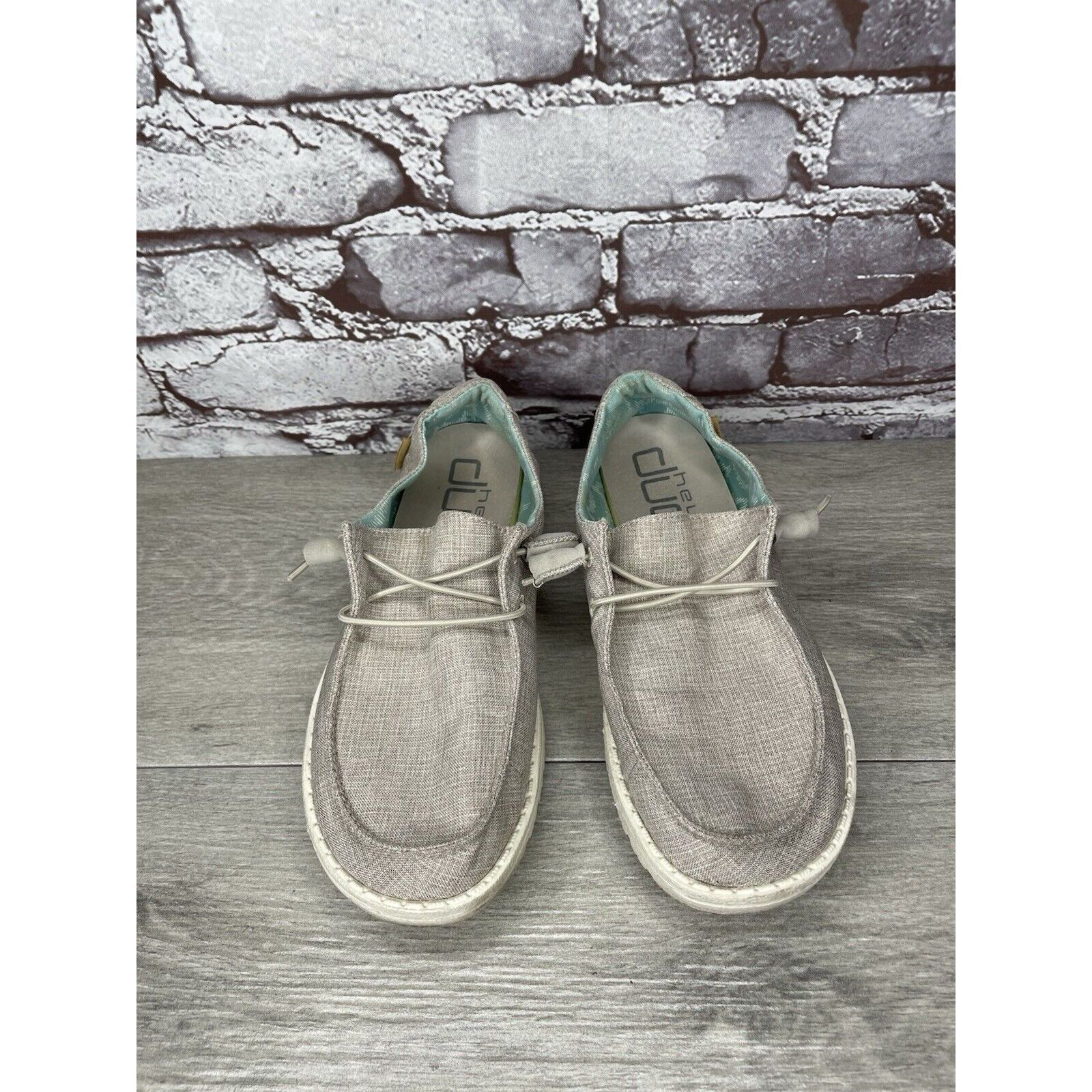 Other Hey Dude Chambray Beige Gray Casual Slip On Casual Shoes Wom Size US 6 / IT 36 - 11 Thumbnail
