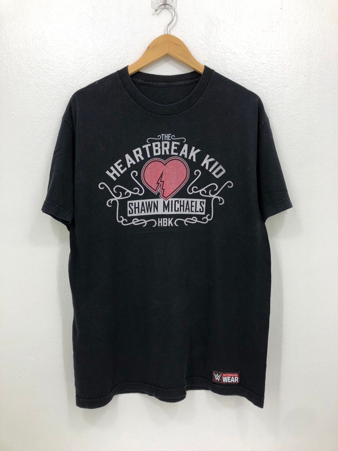 WCW/nWo × WWE × WWF Shawn Michaels Heartbreak Kid HBK WWF WWE shirt BN Size US L / EU 52-54 / 3 - 2 Thumbnail