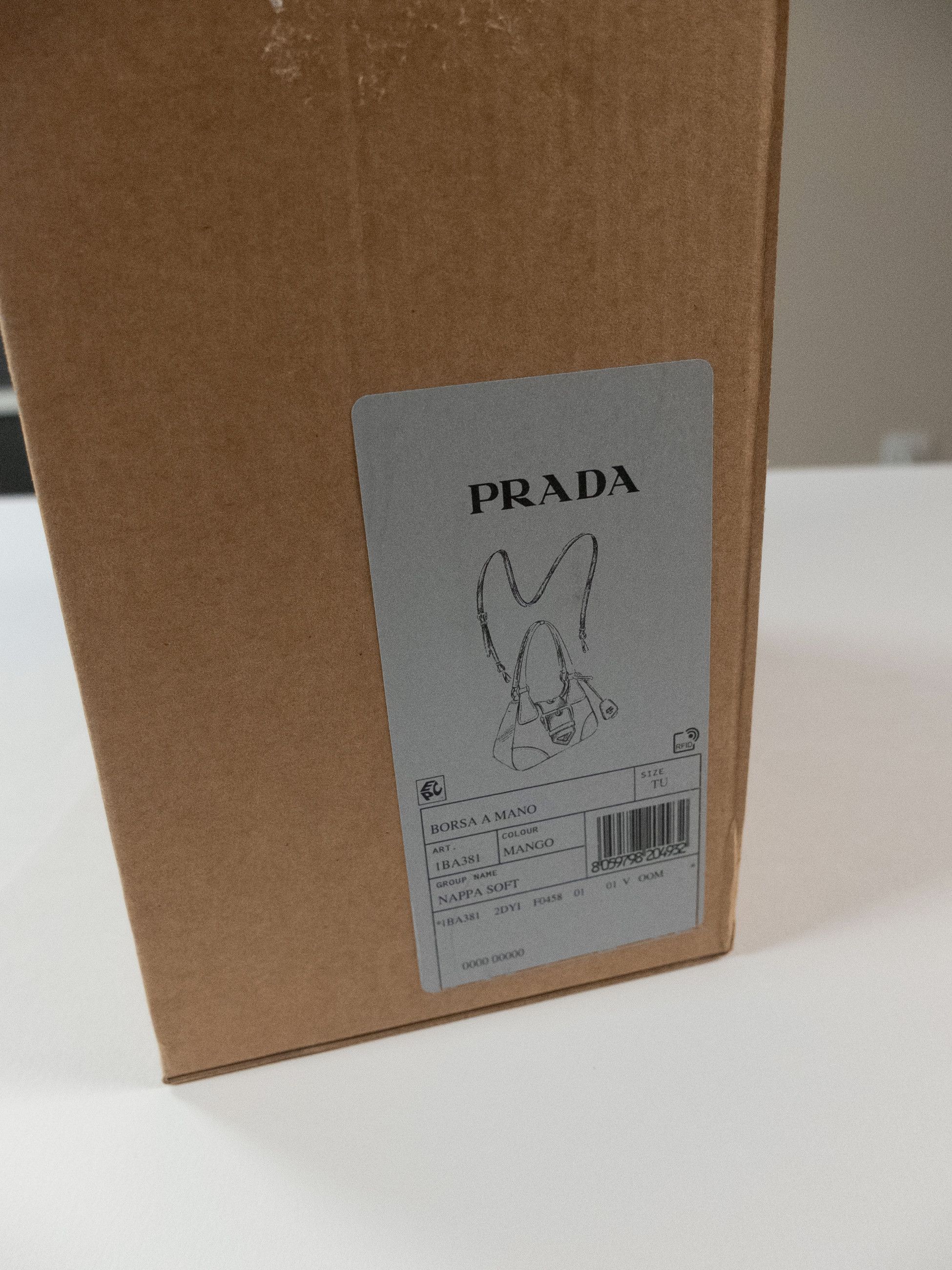 Prada PRADA Re-Edition green padded leather small Moon bag Size ONE SIZE - 18 Thumbnail