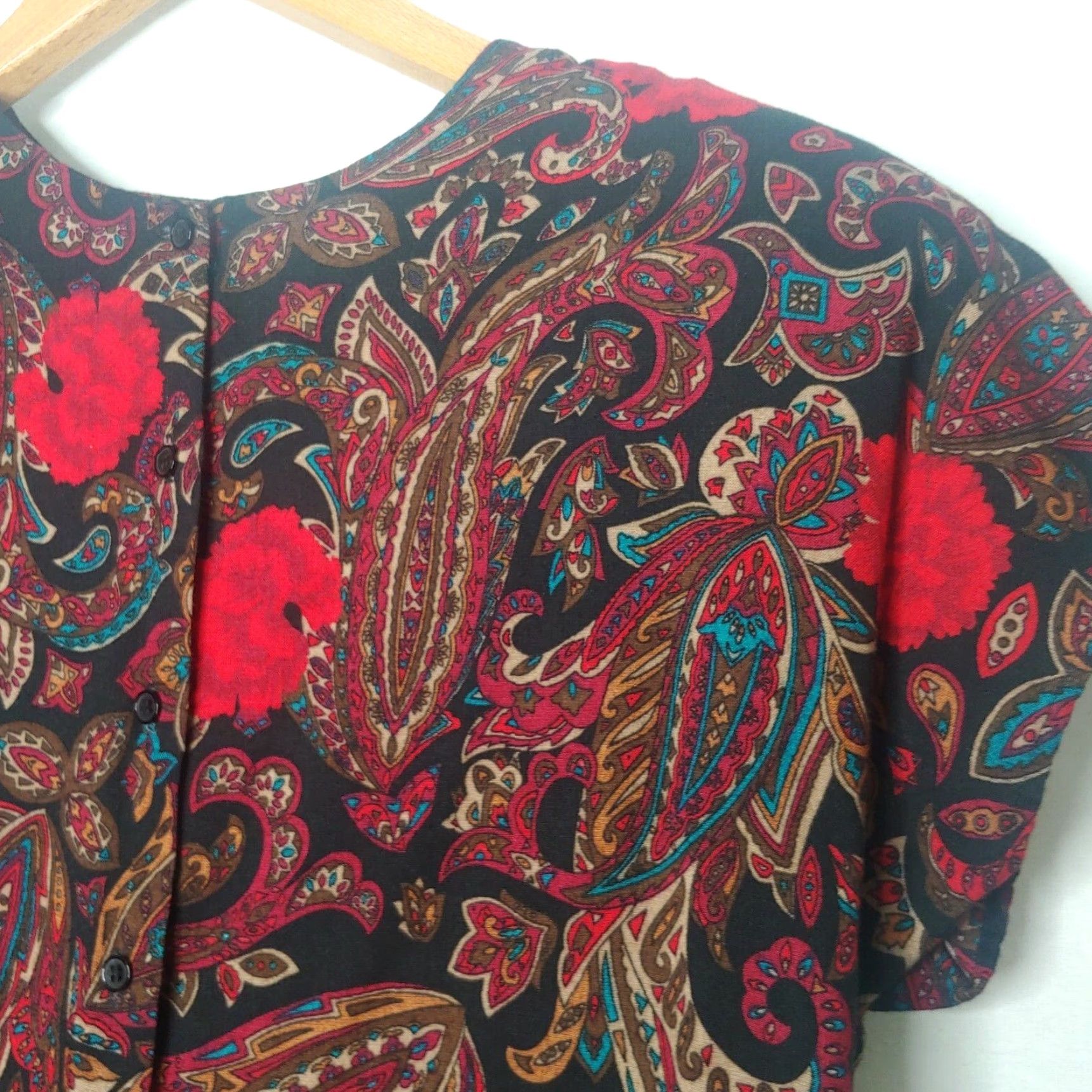 Vintage VINTAGE Russ Blouse Shirt Womens Regular 6 Black Red Floral Paisley ILGWU USA Short Sleeve Button VINTAGE Size M / US 6-8 / IT 42-44 - 6 Thumbnail
