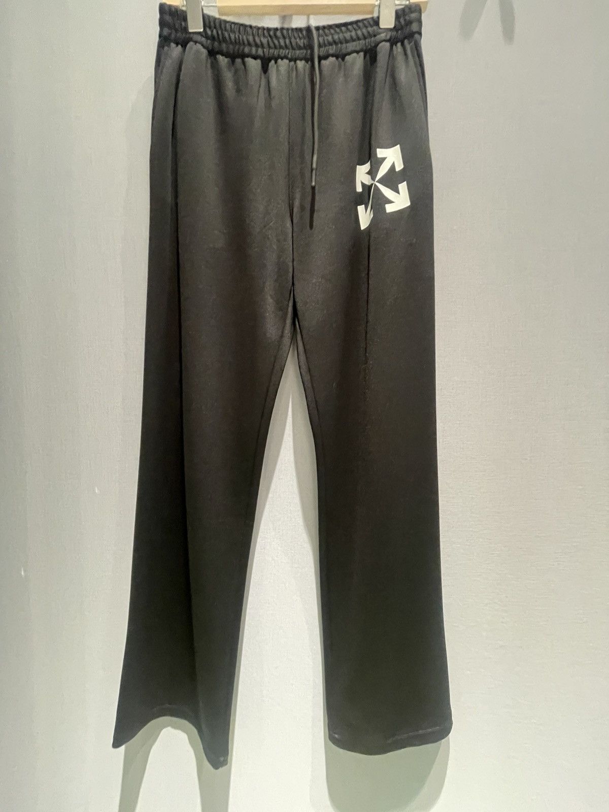 Off-White NWT Off-White Single Arrow Slim Trackpant Black Size S Size US 30 / EU 46 - 1 Thumbnail